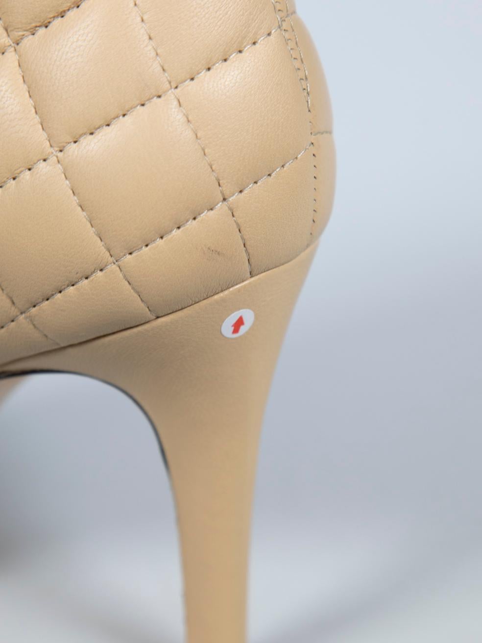 Chanel Beige Leather Cap-Toe Quilted Boots Size IT 39 1