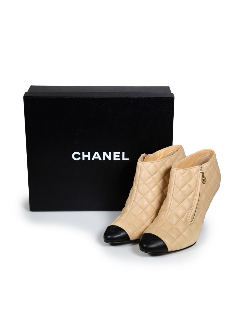 Chanel Beige Leather Cap-Toe Quilted Boots Size IT 39 2
