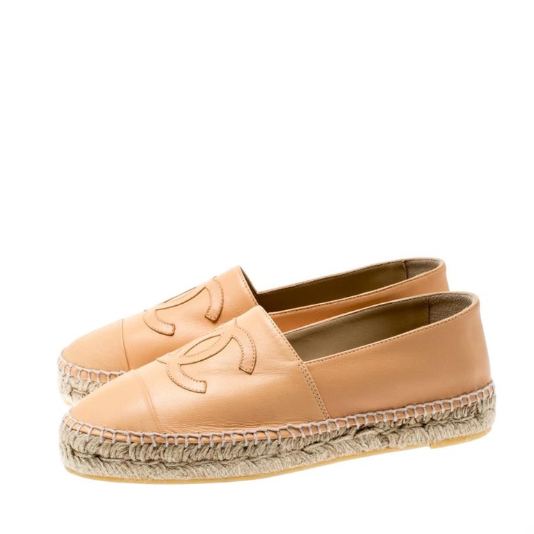 Chanel Beige Leather CC Espadrilles Size 39 For Sale at 1stDibs