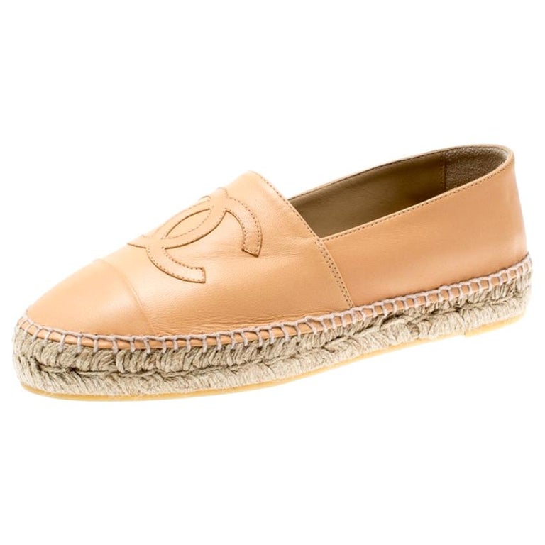 Chanel Beige Leather CC Espadrilles Size 39 For Sale at 1stDibs