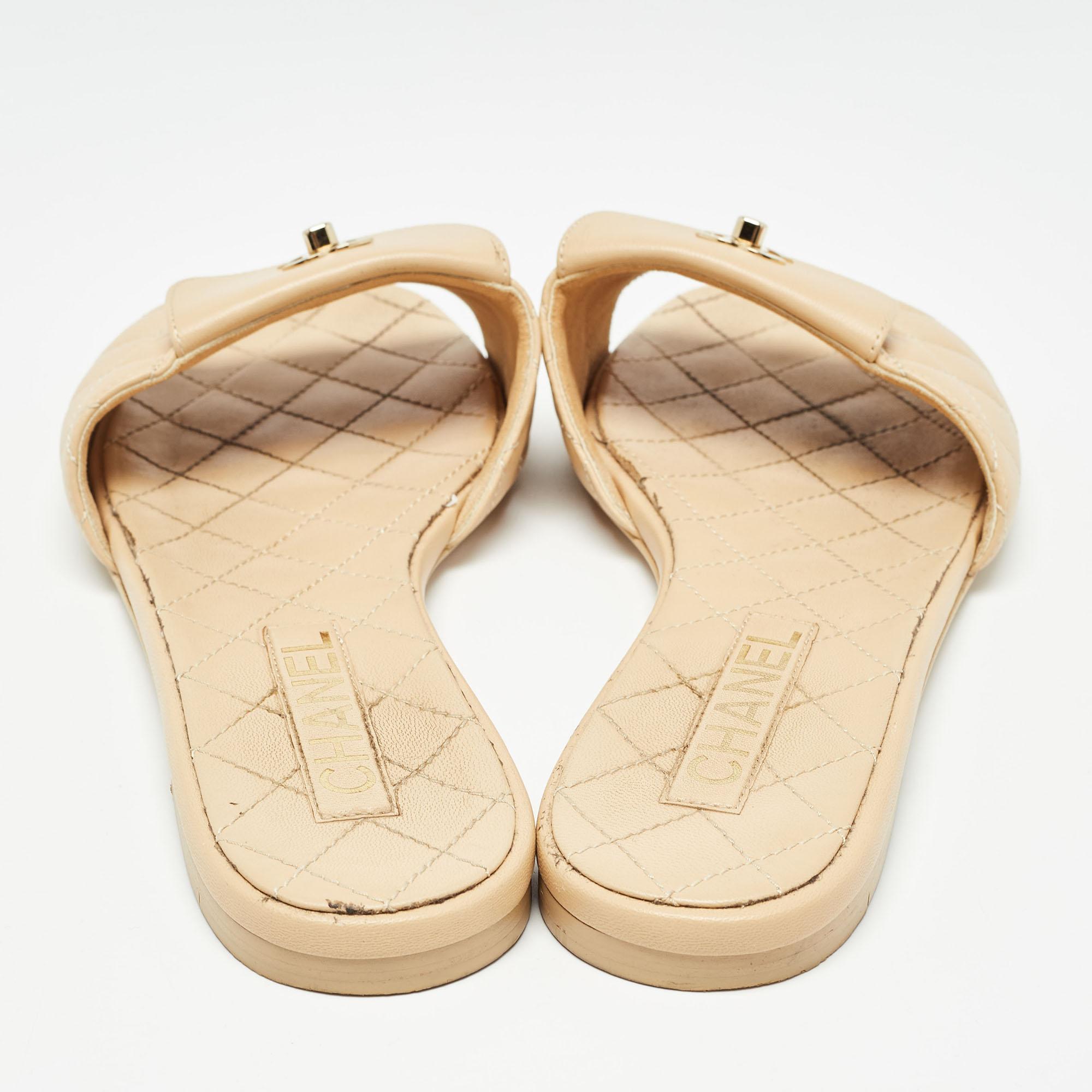 Chanel Beige Leather CC Turnlock Flat Slide Size 40 1