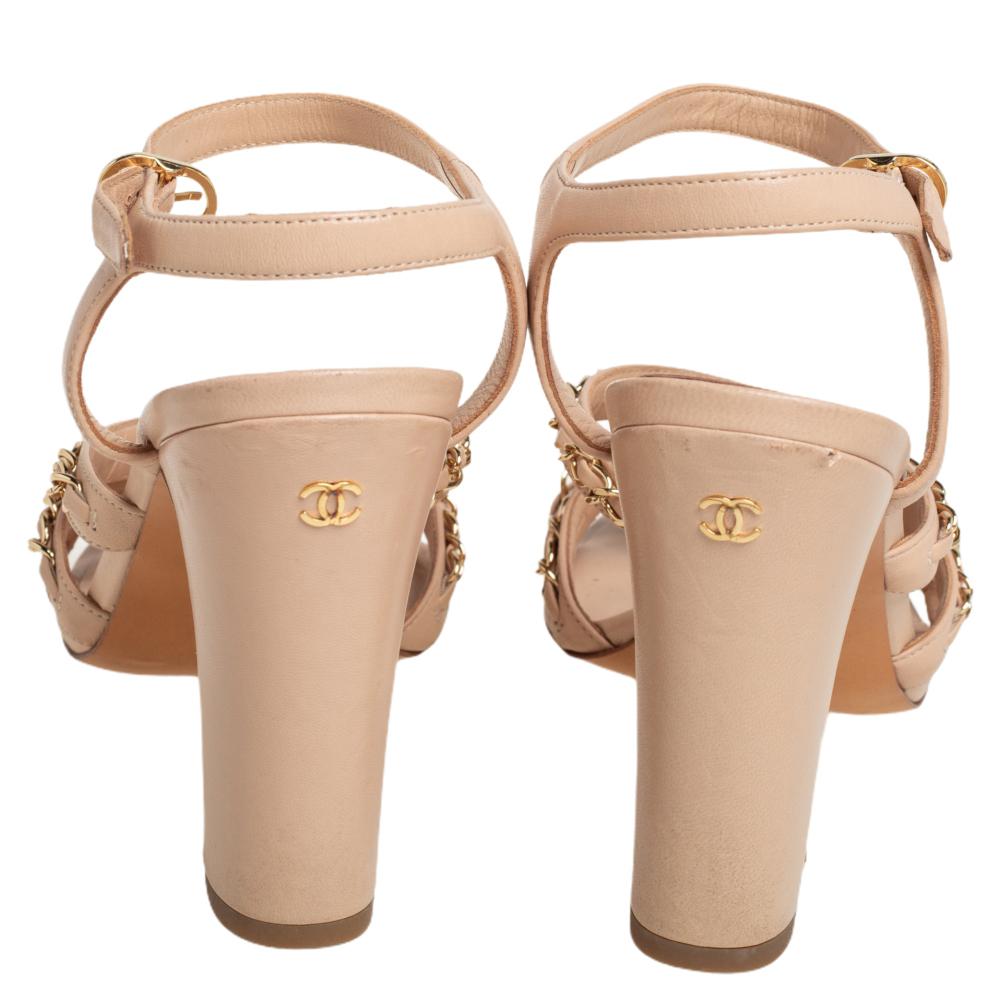Chanel Beige Leder Kette Detail Knöchelriemen Sandalen Größe 38 Damen