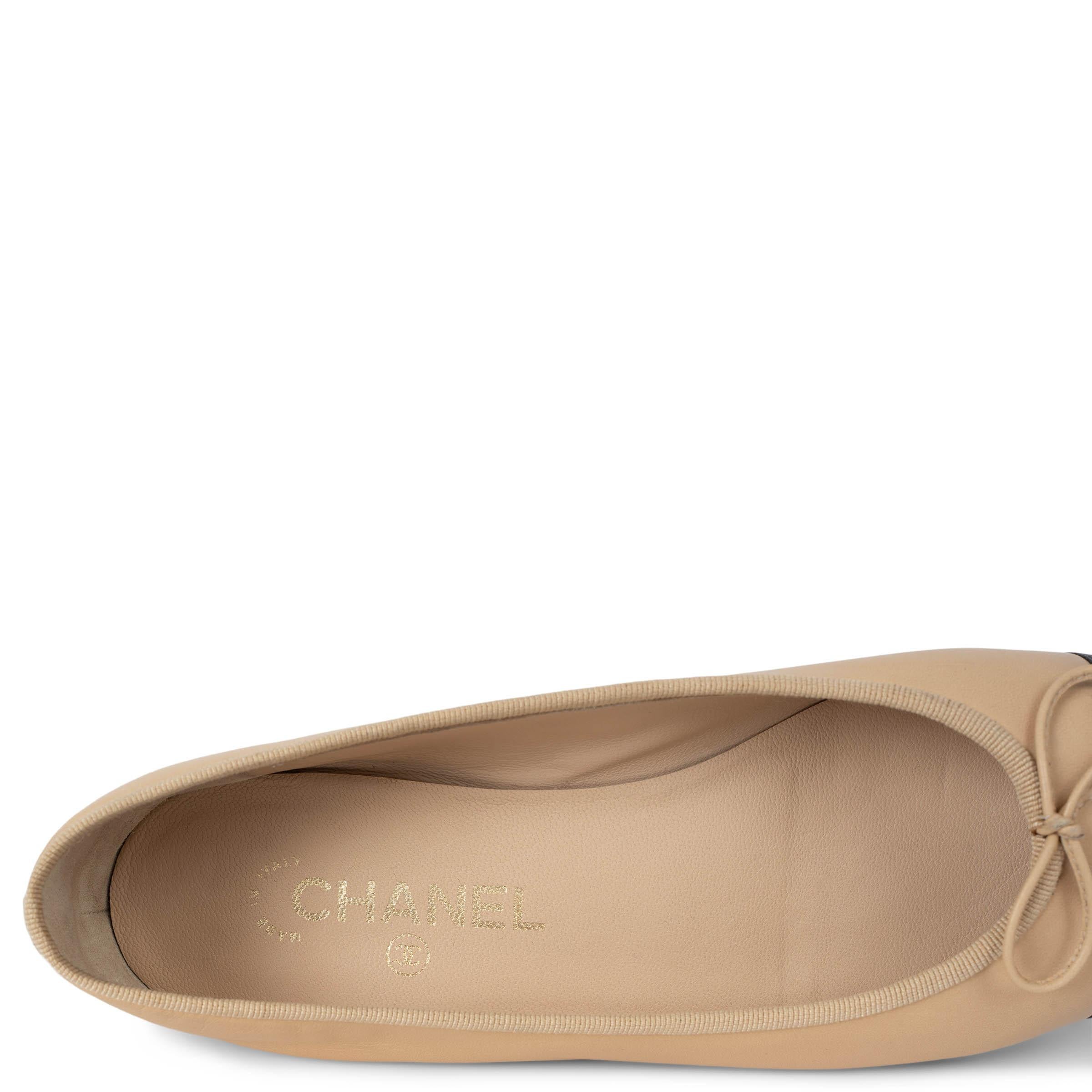 Chanel Ballerine CLASSIC in pelle beige Scarpe 39 vestibilità 38,5 in vendita 3