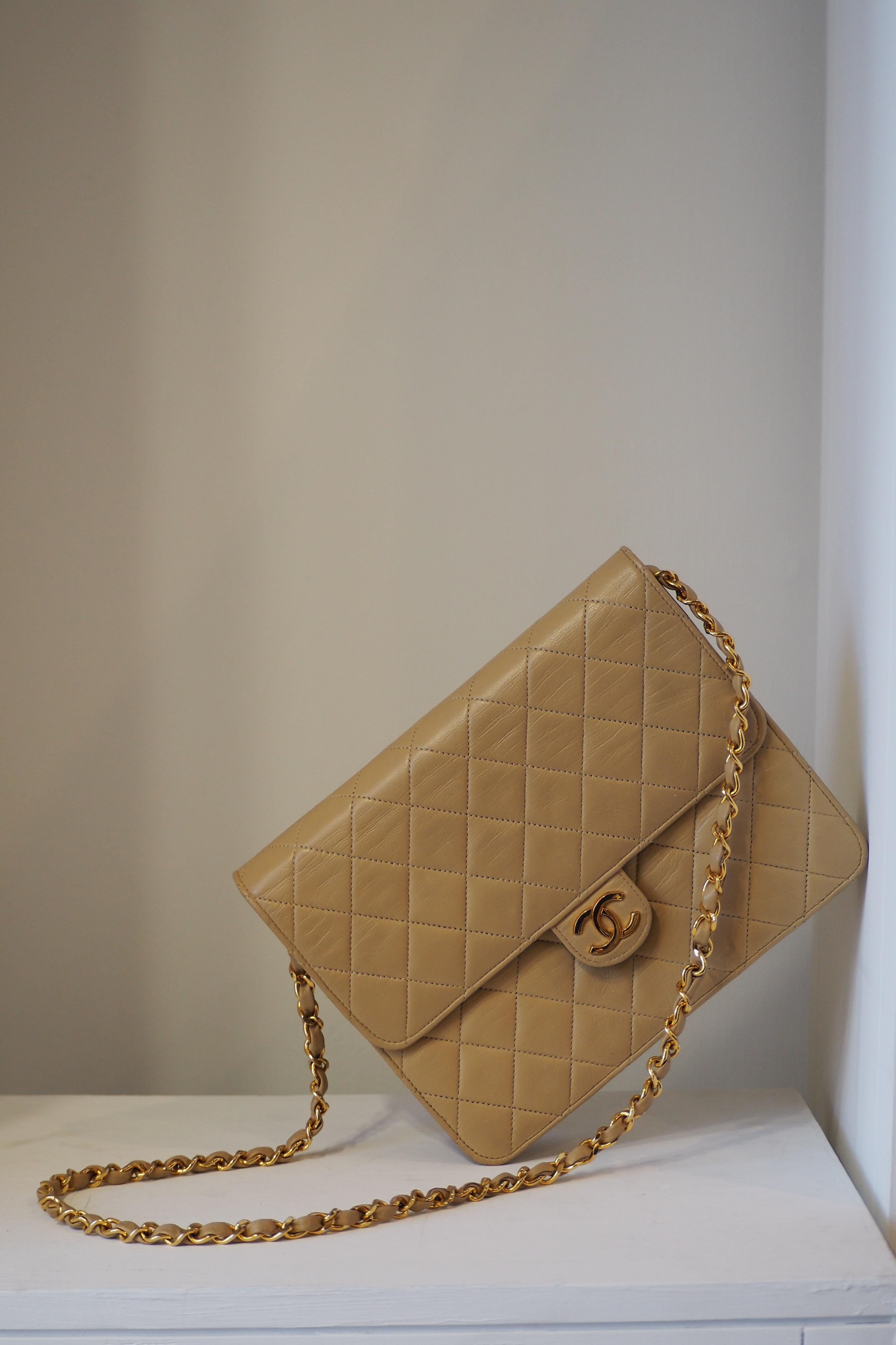 Chanel beige leather gold hardware shoulder handle bag 7