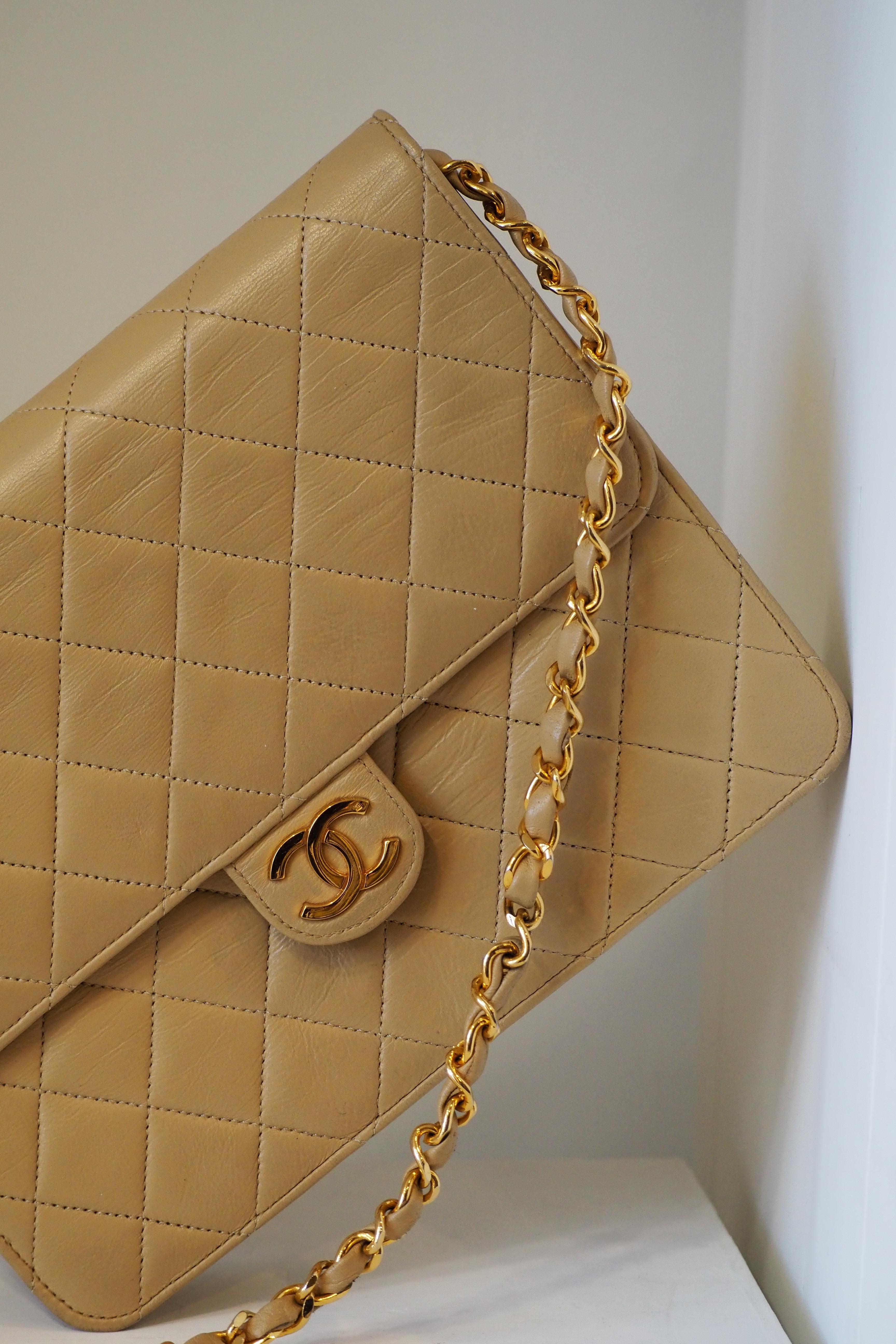 Chanel beige leather gold hardware shoulder handle bag 8