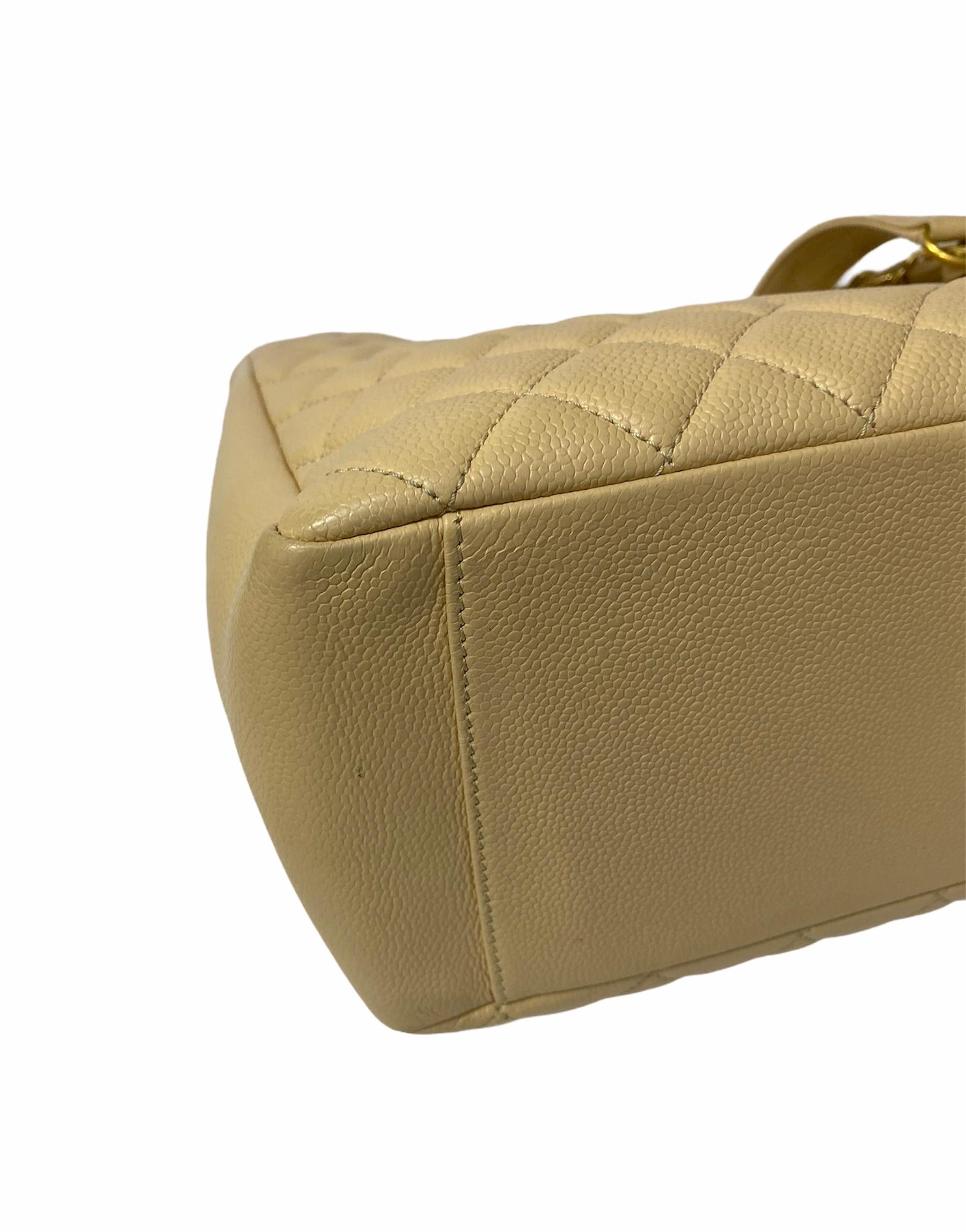 Chanel Chanel Beige Leder Gst Bag im Zustand „Hervorragend“ in Torre Del Greco, IT
