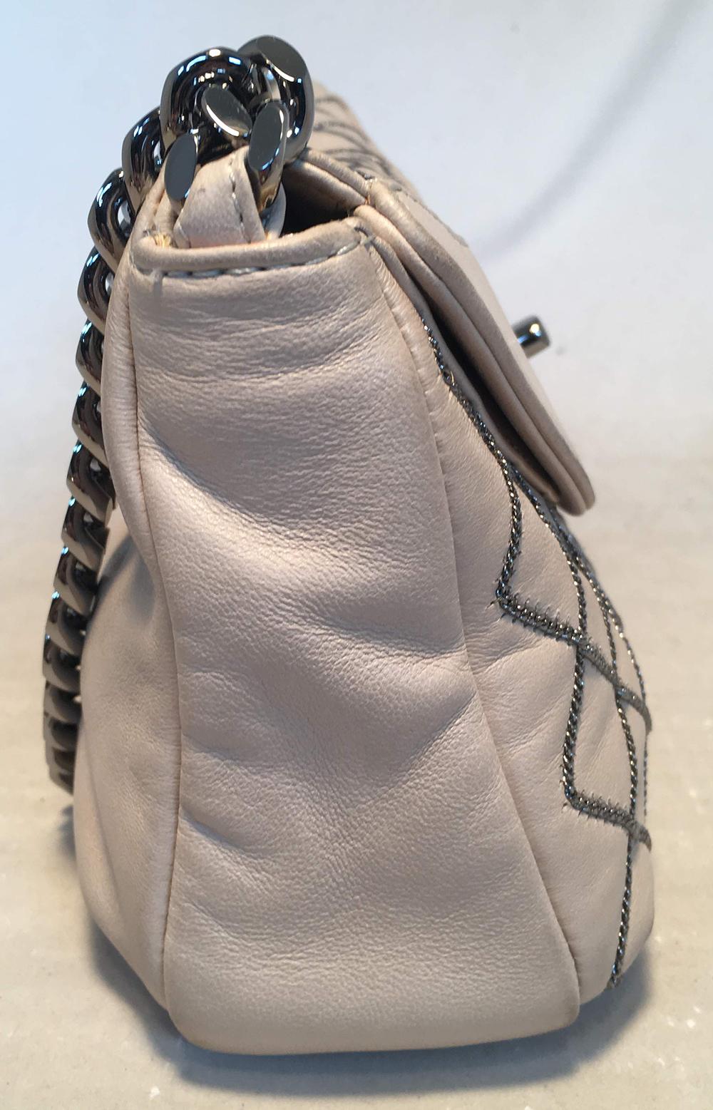 Chanel Beige Leather Chain Stitch Classic Flap Shoulder Bag In Good Condition In Philadelphia, PA