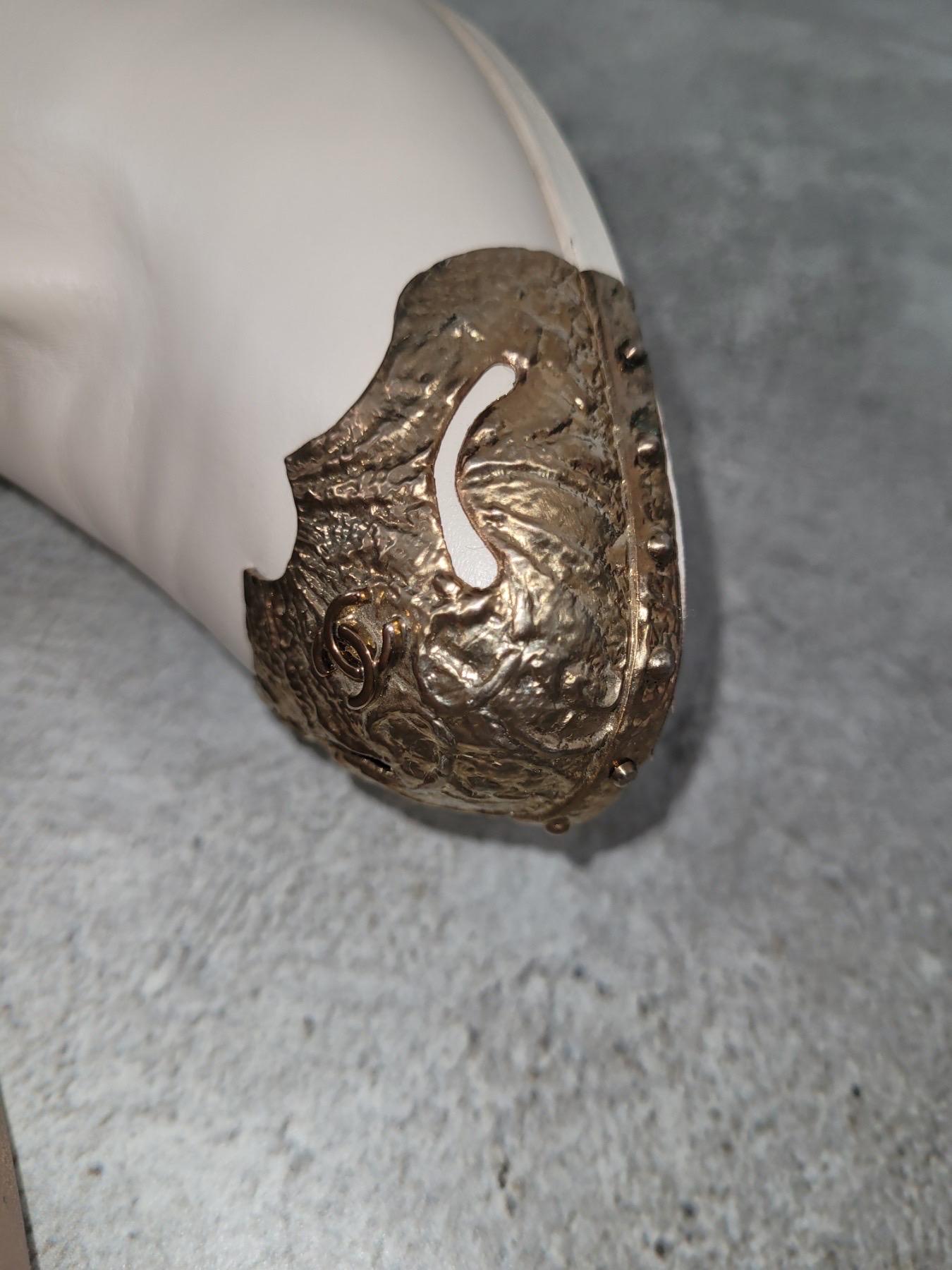 Chanel Beige Cuero Paris Dallas Metal Cap Toe Thigh High Boots/Bootie Sz. 40 en venta 3