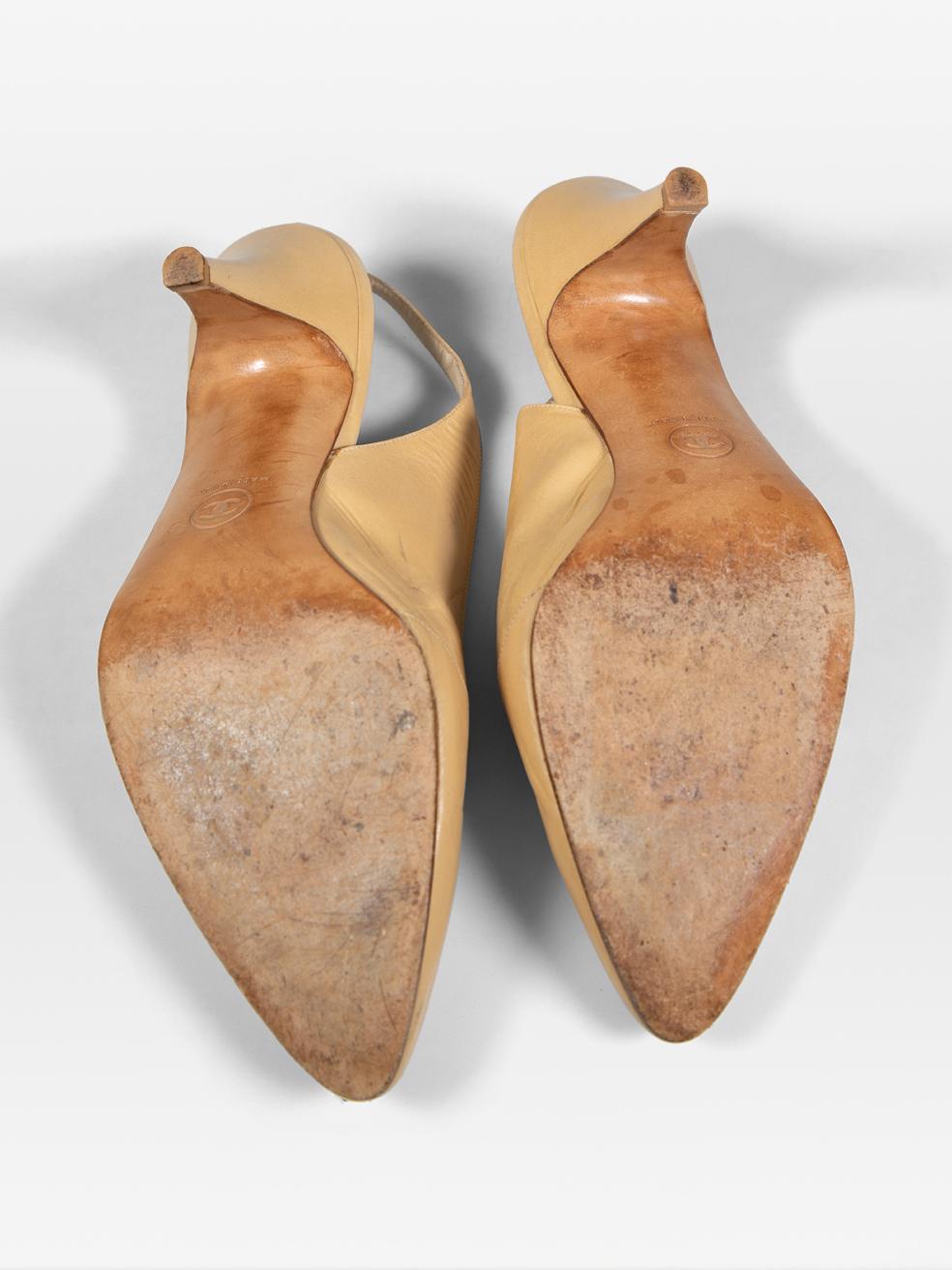 Women's Chanel Beige Leather Pointed Toe Slingback Heels Size US 8 For Sale