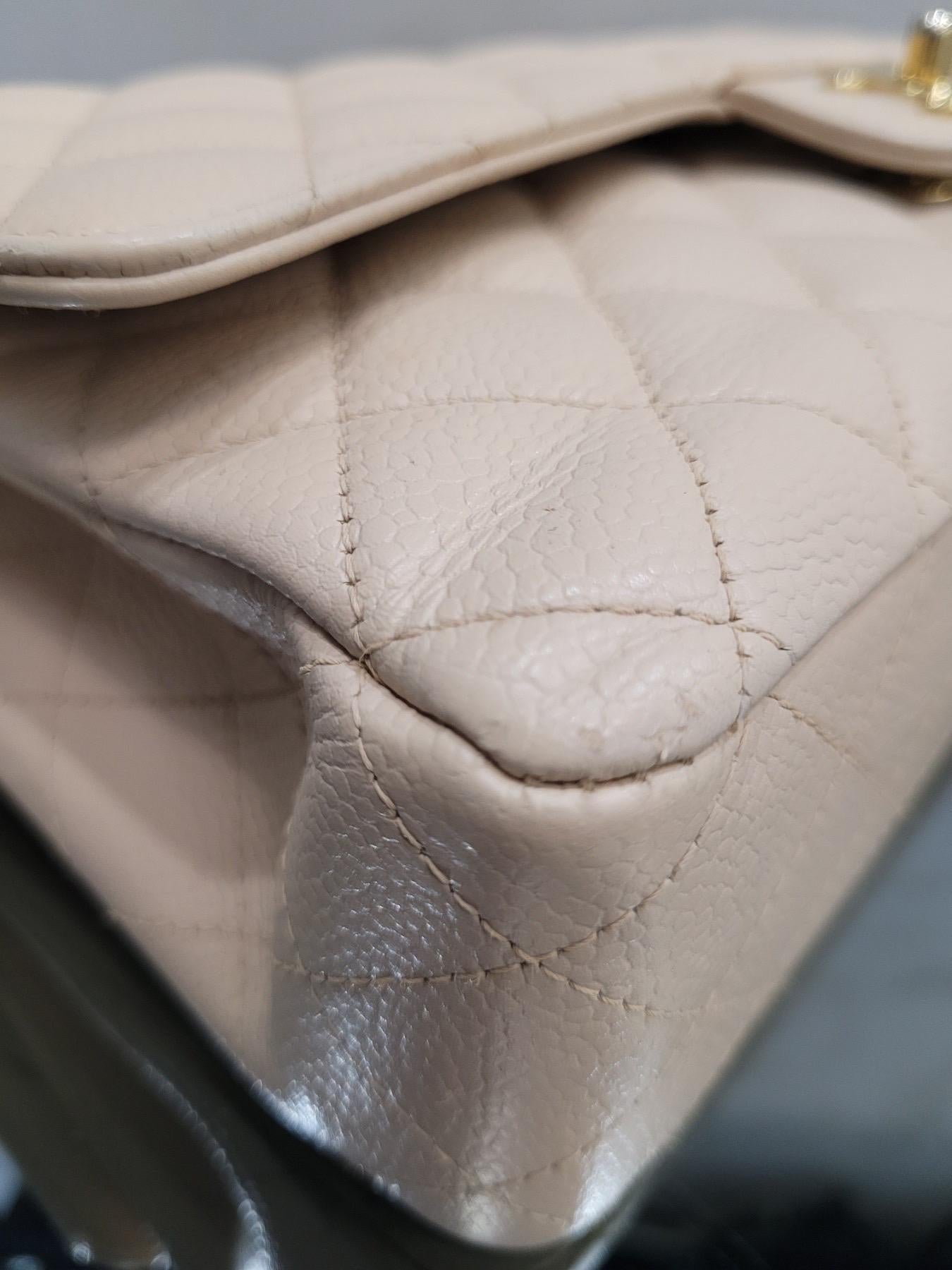 Chanel Beige Medium Caviar Timeless Classic Double Flap Bag In Good Condition For Sale In Krakow, PL