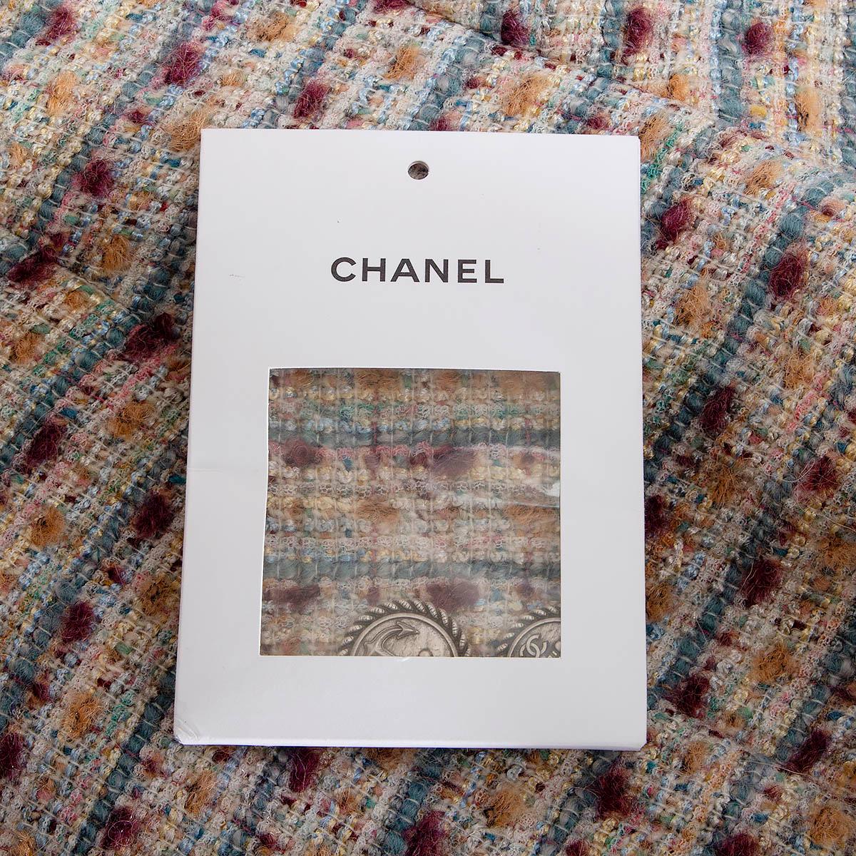 CHANEL beige multi wool 2018 18A HAMBURG TWEED Jacket 46 L For Sale 4