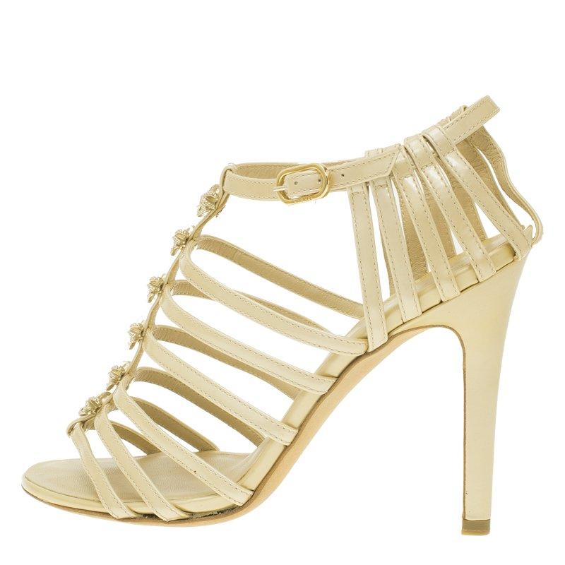 Chanel Beige Patent Bow Embellished Cage Sandals Size 36 7