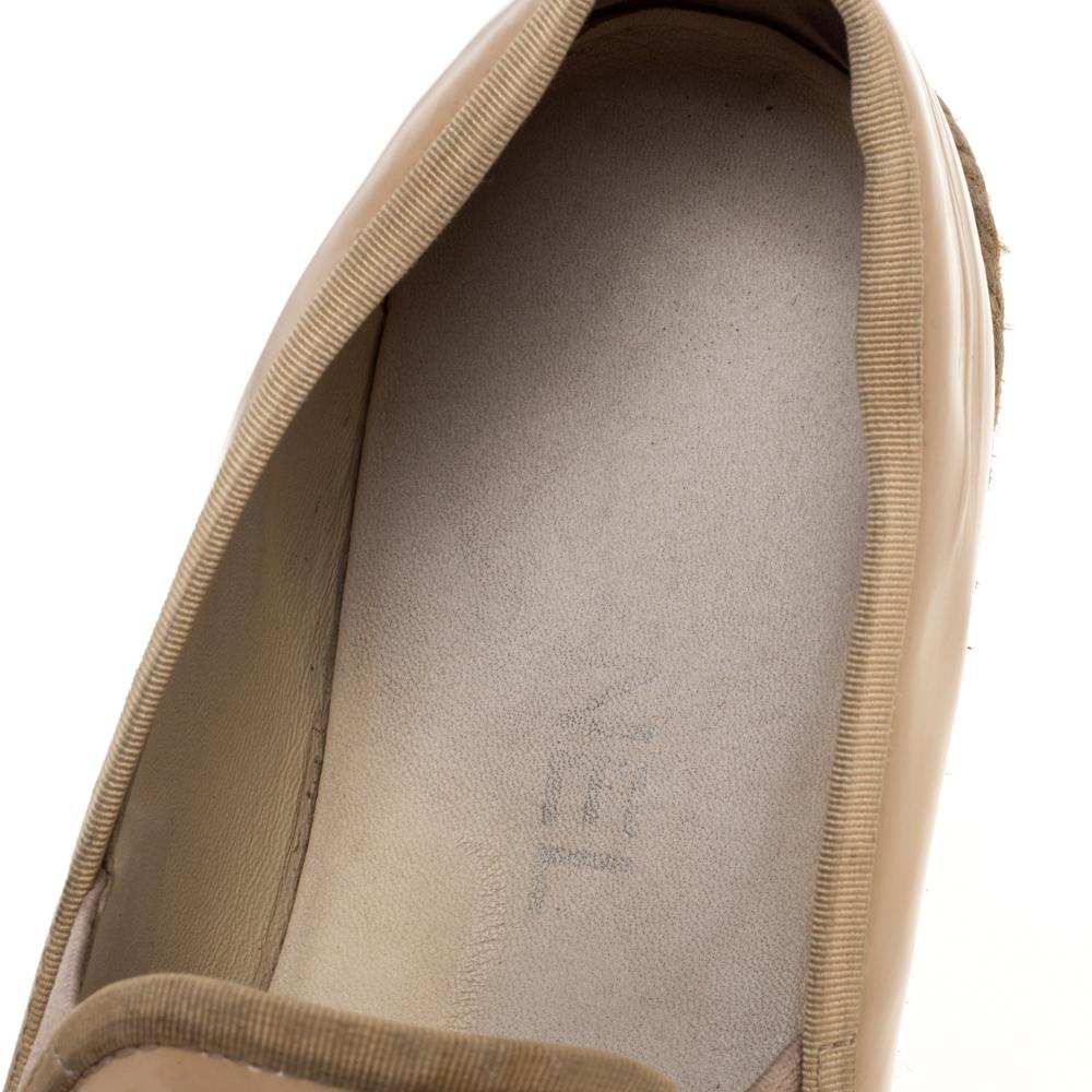 Chanel Beige Patent Leather Espadrille Slip On Loafers Size 36 In Good Condition In Dubai, Al Qouz 2