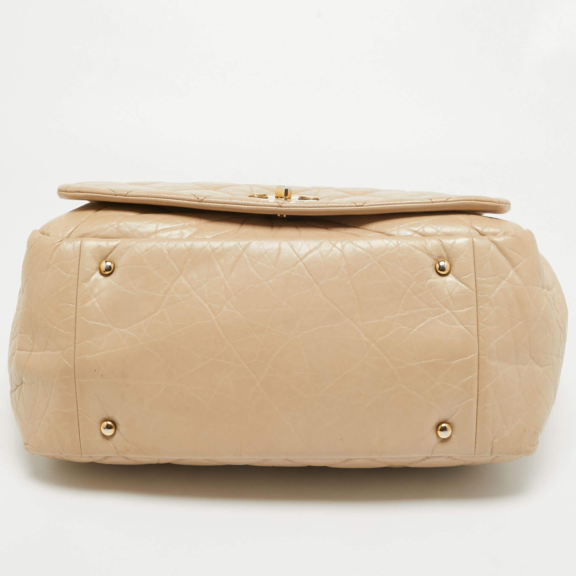 Chanel Beige Quilted Aged Leather Pondicherry Flap Bag For Sale 4