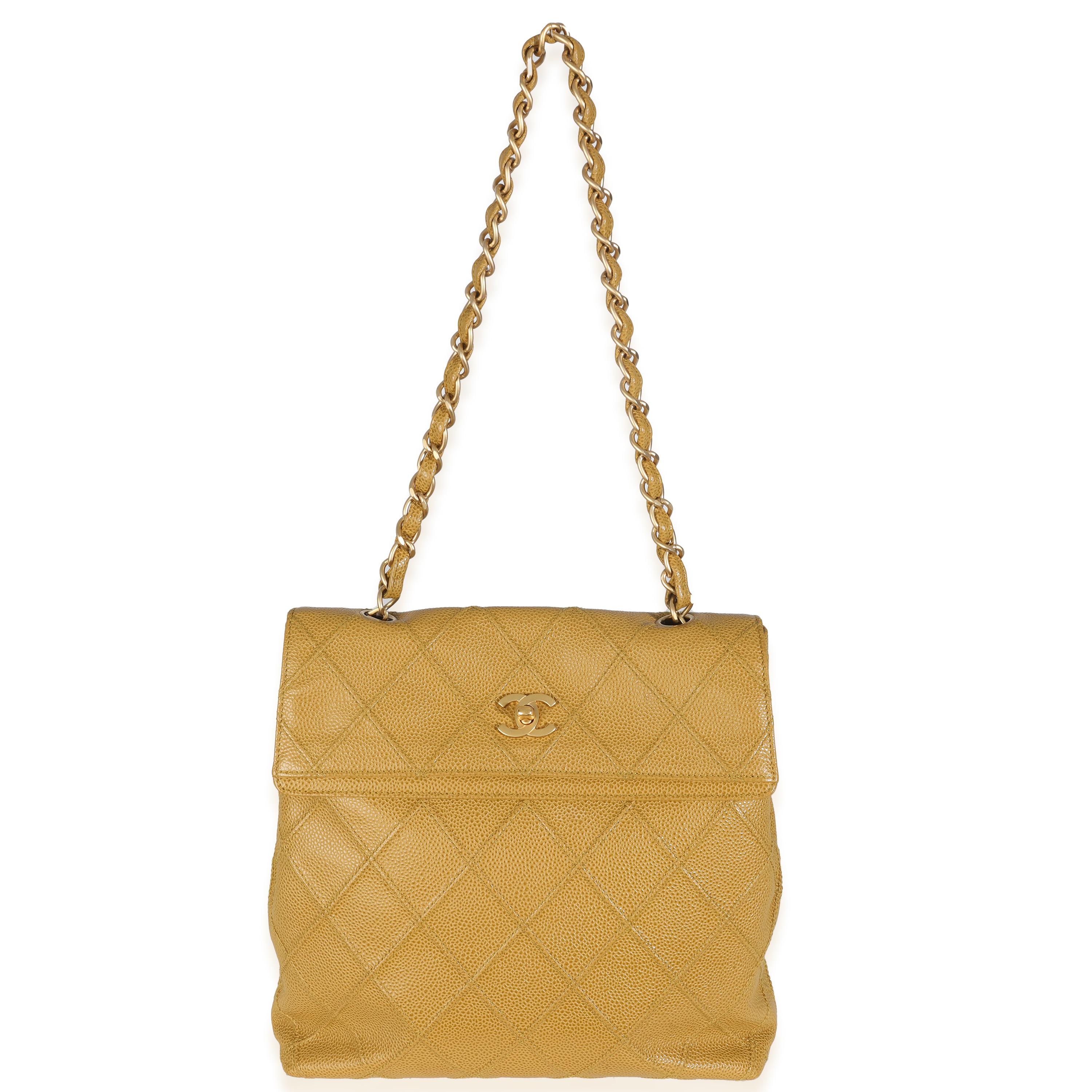 Chanel - Sac à bandoulière avec rabat et chaîne en caviar matelassé - Beige en vente 2