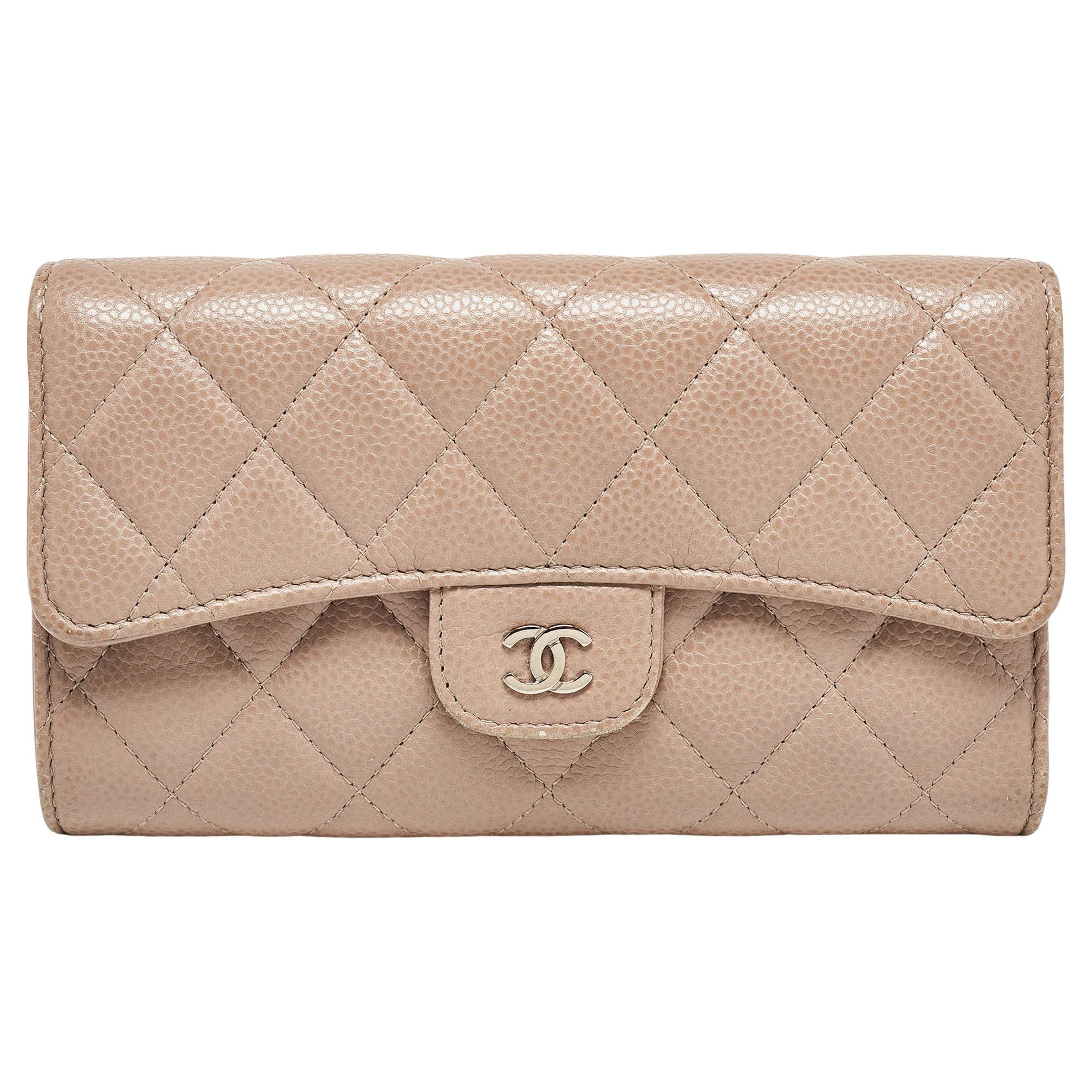 Chanel Beige Quilted Caviar Leather CC Trifold Continental Wallet For Sale