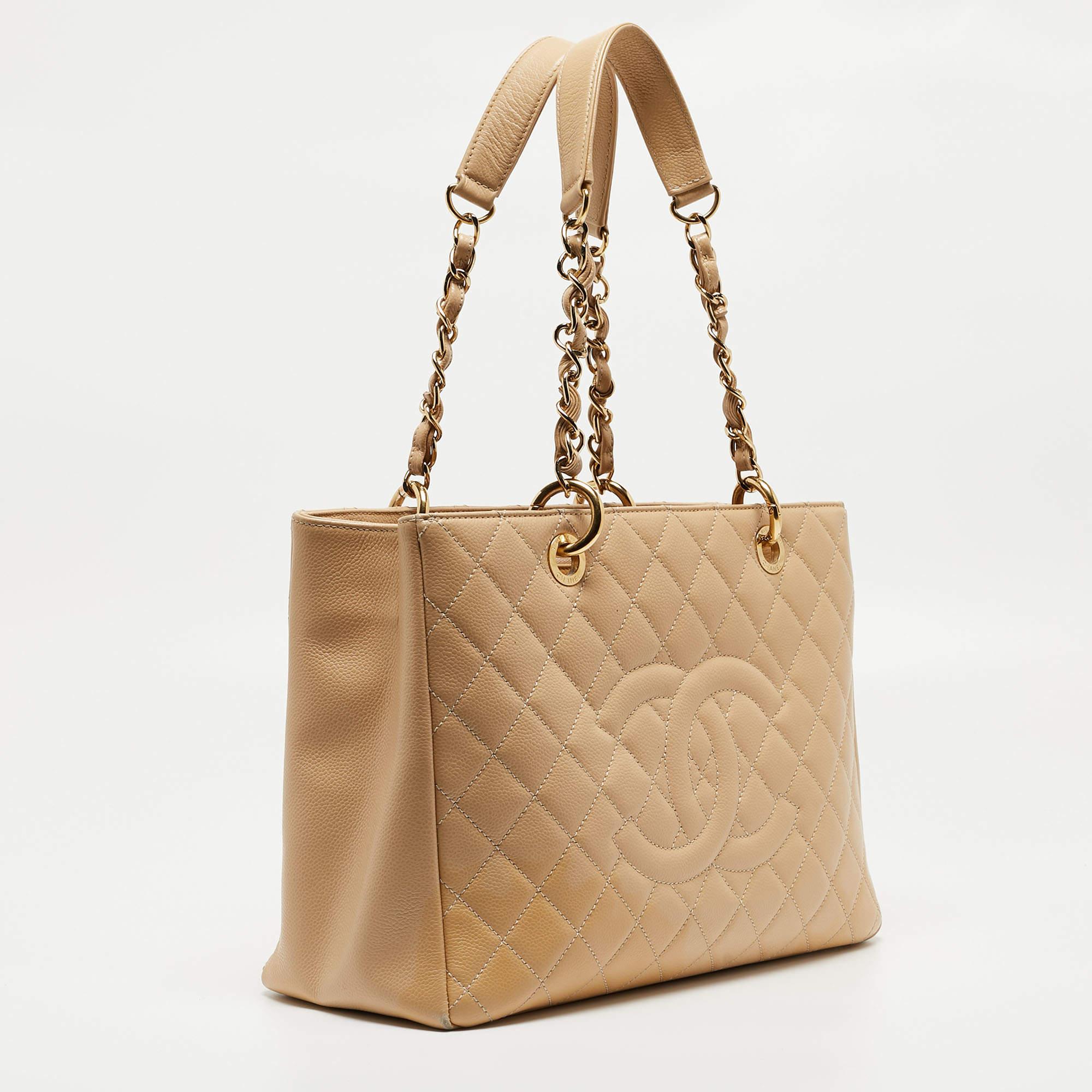 Women's Chanel Beige Quilted Caviar Leather Grand Shopper Tote For Sale