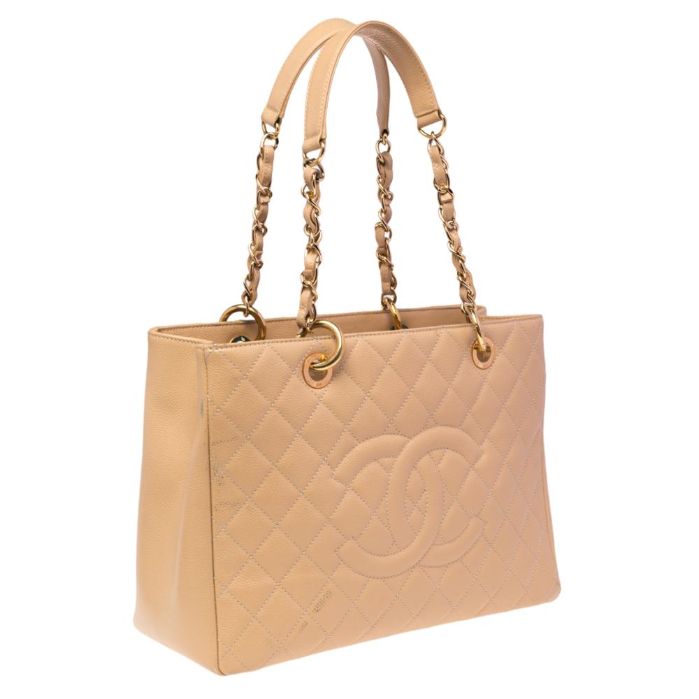 Chanel Beige Quilted Caviar Leather Grand Shopping Tote In Good Condition In Dubai, Al Qouz 2