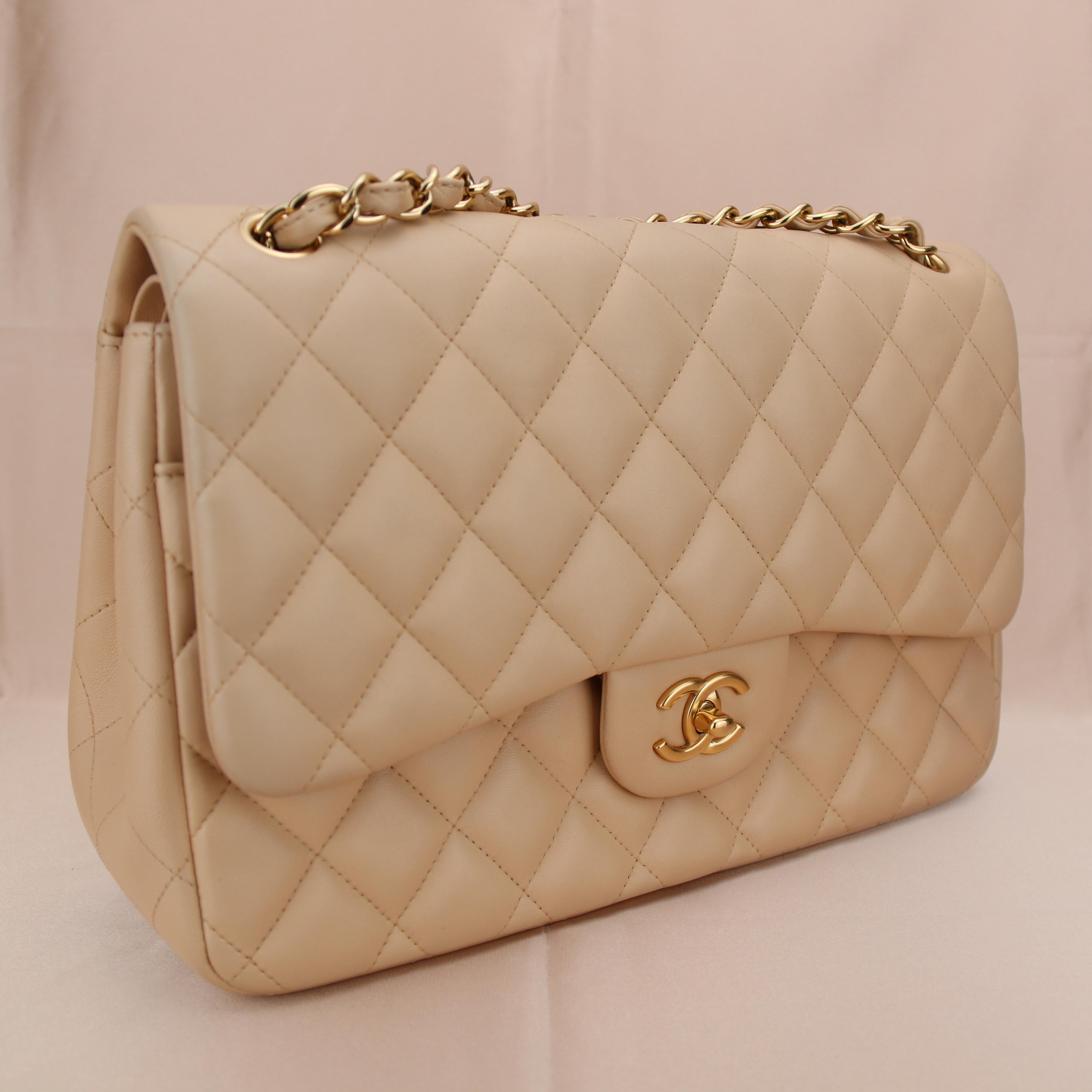 Chanel Beige Lambskin Leather Jumbo Classic Double Flap Bag In Excellent Condition In Banbury, GB