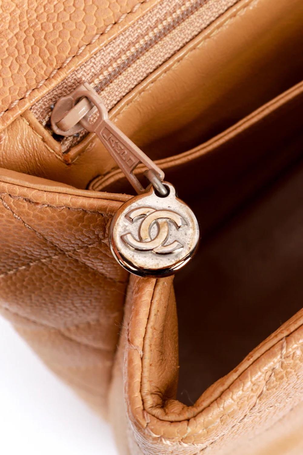 Chanel Beige Quilted Caviar Leather Kelly Handbag For Sale 7