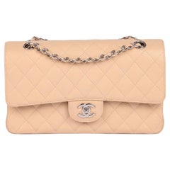 Chanel - Sac classique à double rabat en cuir beige caviar matelassé, taille moyenne