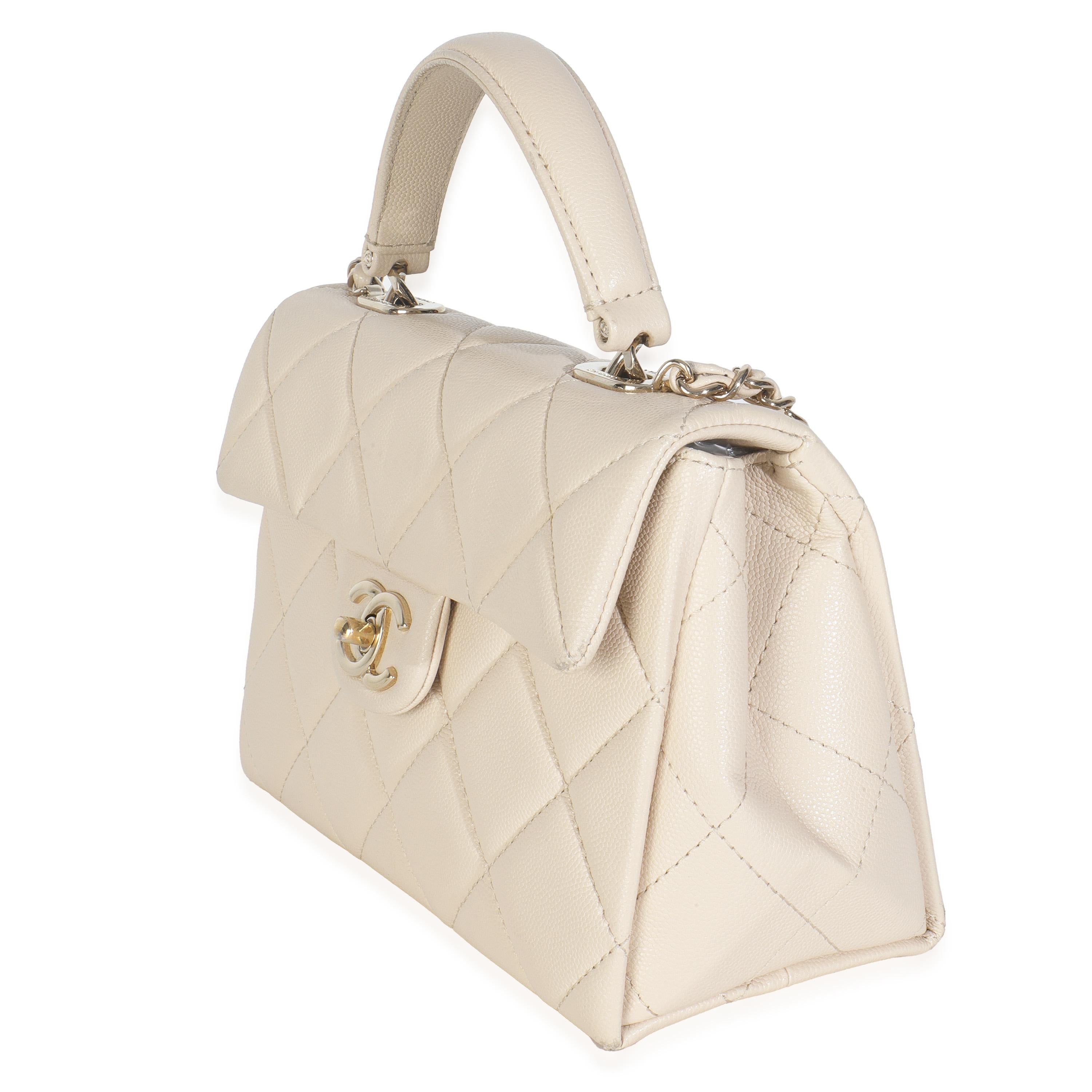Chanel Beige Quilted Caviar Mini Retro Twist Top Handle Flap Bag Bon état - En vente à New York, NY