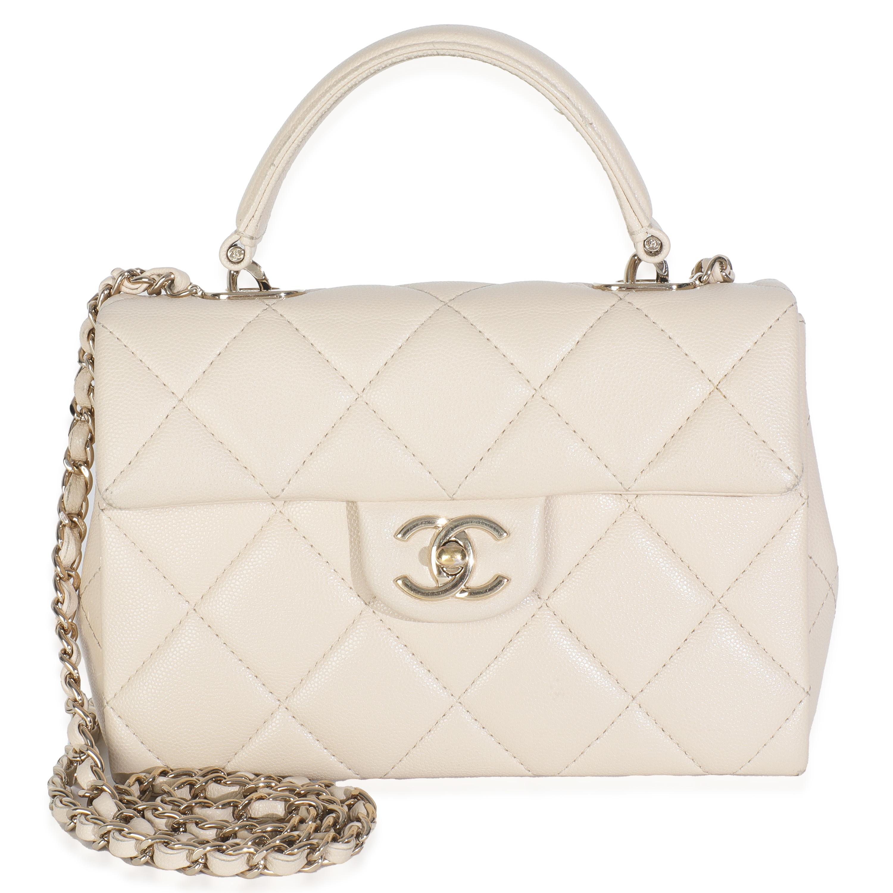 Chanel Beige Quilted Caviar Mini Retro Twist Top Handle Flap Bag Pour femmes en vente