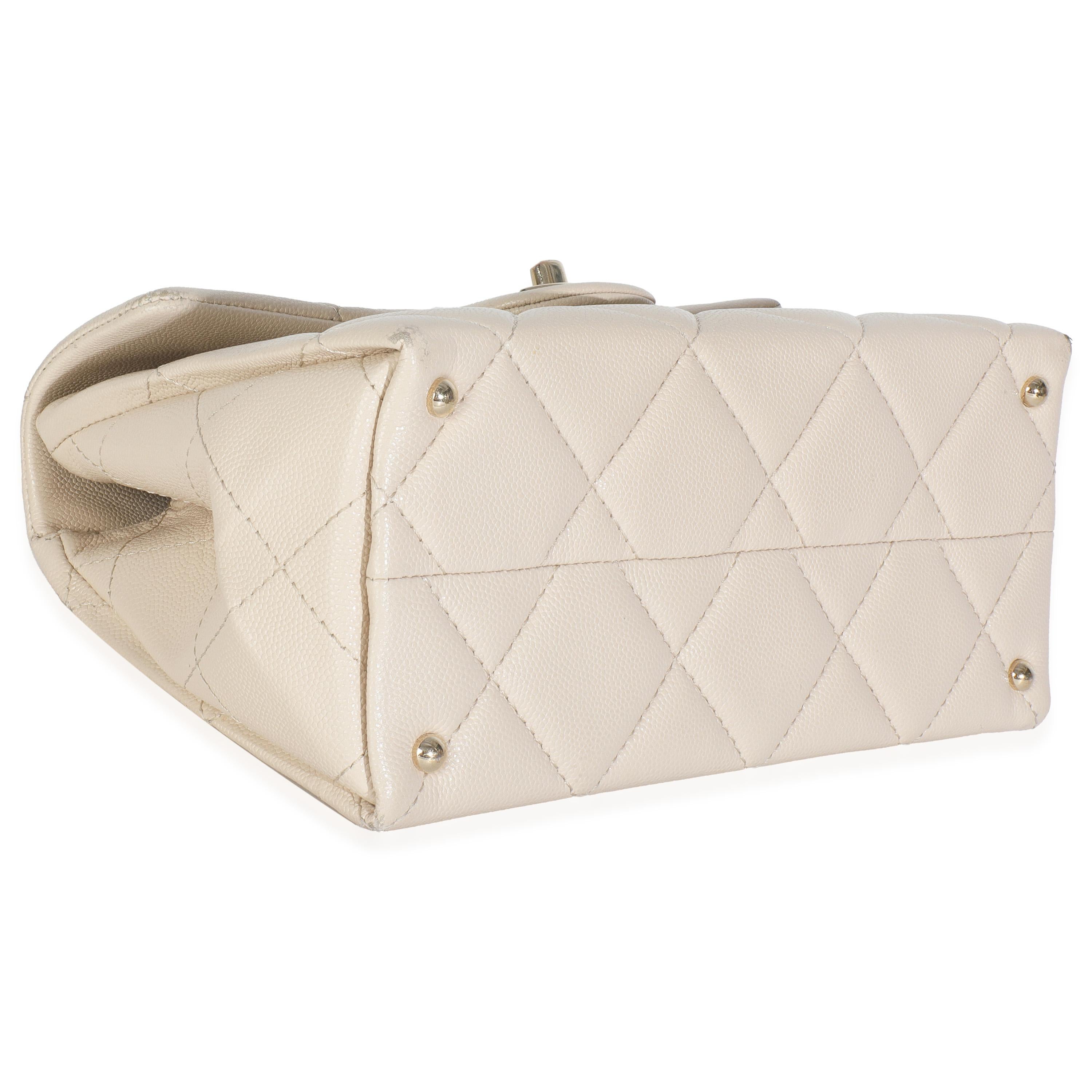 Chanel Beige Quilted Caviar Mini Retro Twist Top Handle Flap Bag en vente 2