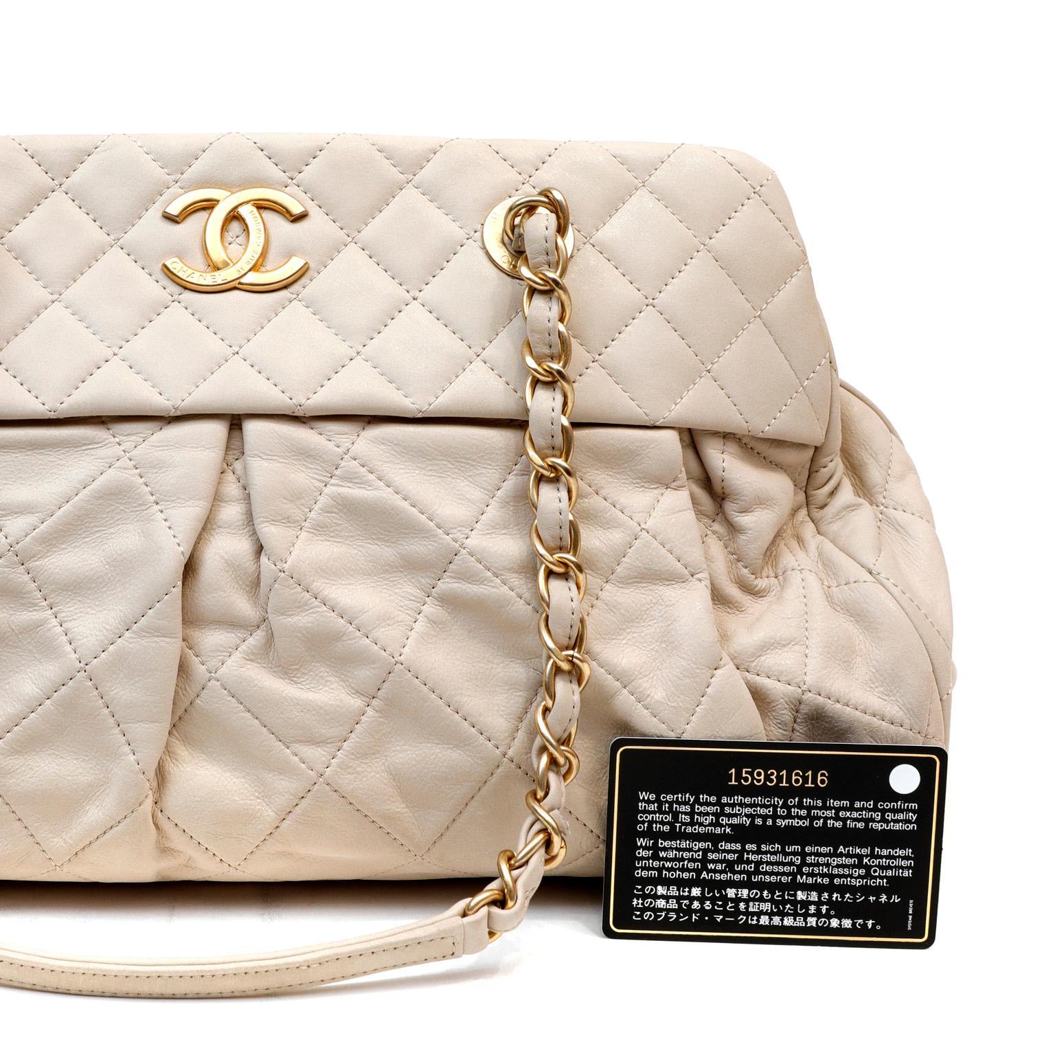 Chanel Beige Quilted Lambskin Day Tote 3