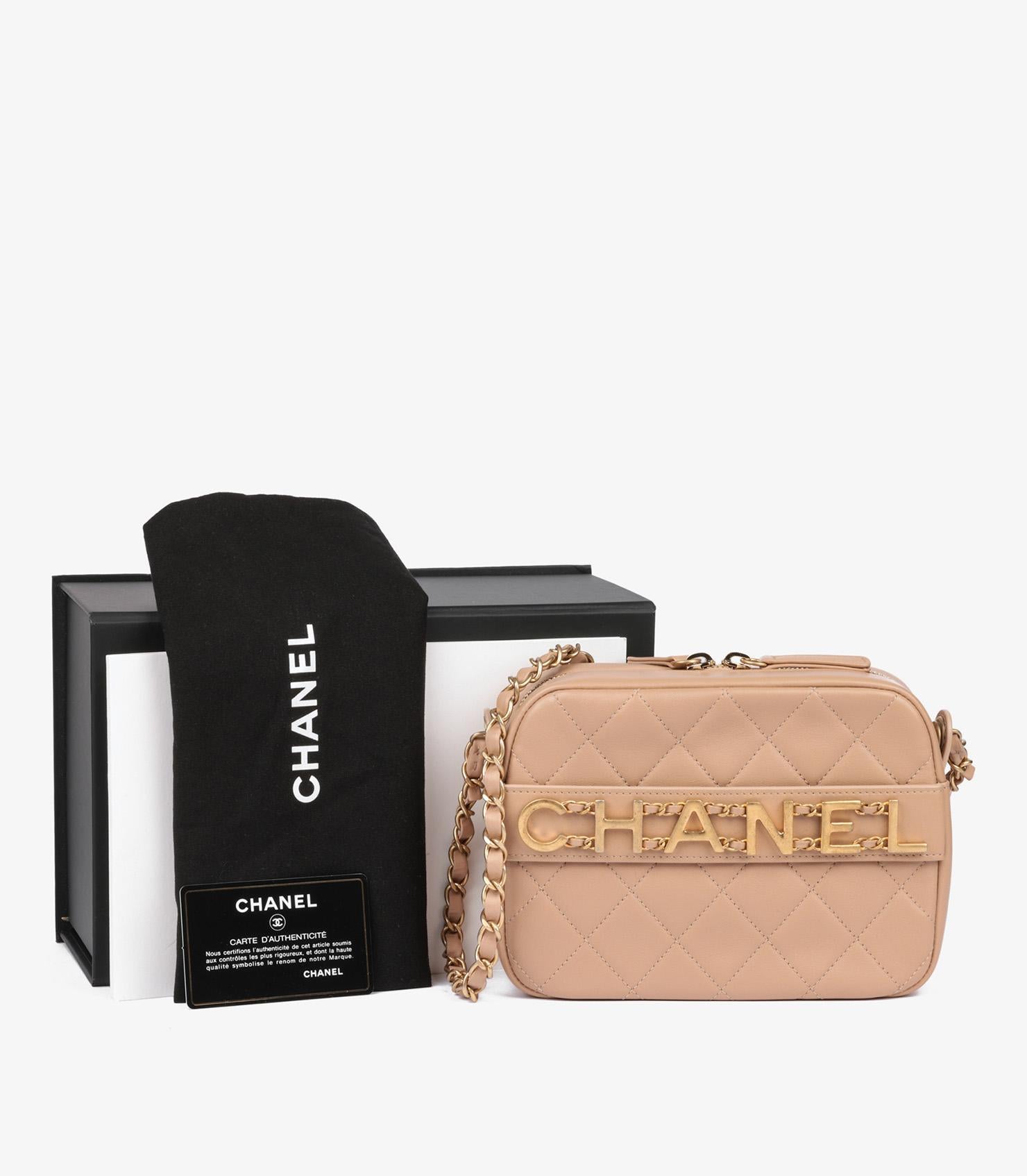 Chanel Beige gesteppte Kameratasche aus Lammfell mit Intarsien im Angebot 9