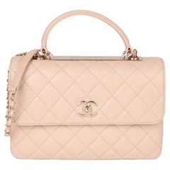 Chanel Beige cuir d'agneau matelassé Moyen tendance CC à poignée supérieure