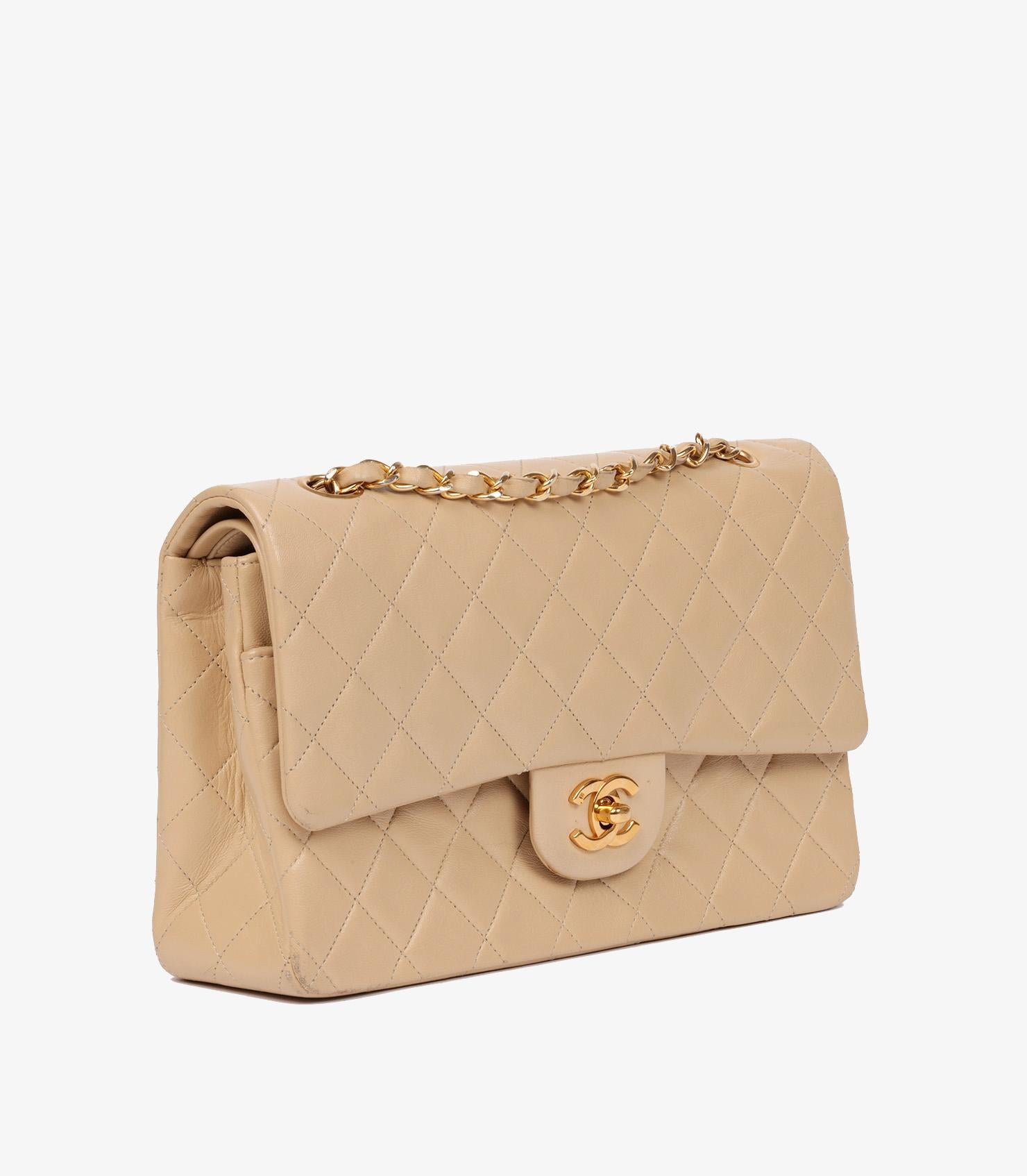Chanel Beige Quilted Lambskin Leather Vintage Medium Classic Double Flap Bag In Excellent Condition In Bishop's Stortford, Hertfordshire