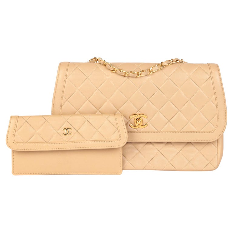 CHANEL Beige Quilted Lambskin Vintage Medium Classic Single Flap Bag