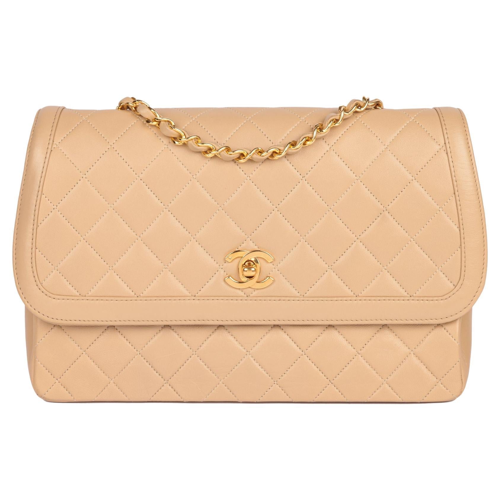 CHANEL Beige Quilted Lambskin Vintage Medium Classic Single Flap Bag with Wallet For Sale