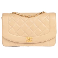 CHANEL Beige Quilted Lambskin Vintage Medium Diana Classic Single Flap Bag