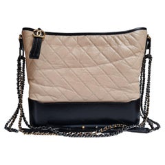 Chanel - Grand sac Gabrielle matelassé beige