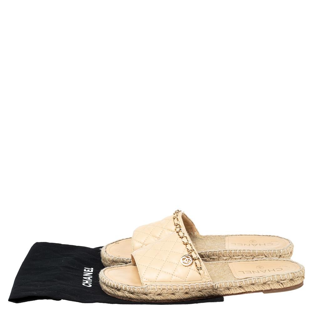 Chanel Beige Quilted Leather CC Chain Flat Espadrille Slides Size 38 2