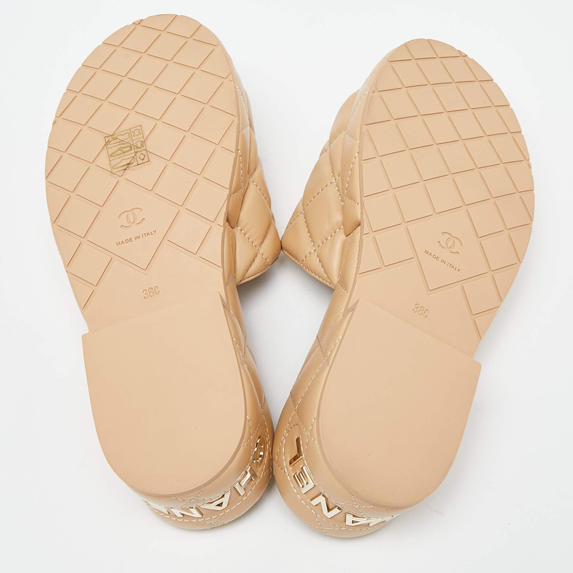 Chanel Beige Quilted Leather CC Platform Slide Sandals Size 38 5