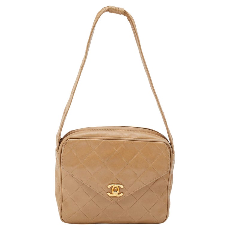 Chanel Beige Quilted Leather Vintage Camera Bag For Sale at 1stDibs
