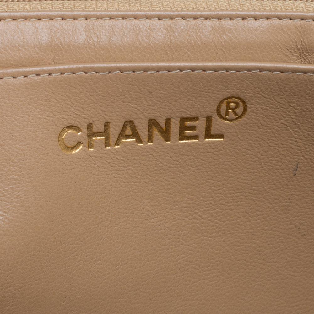 Chanel Beige Quilted Leather Vintage Jumbo Single Flap Shoulder Bag 2