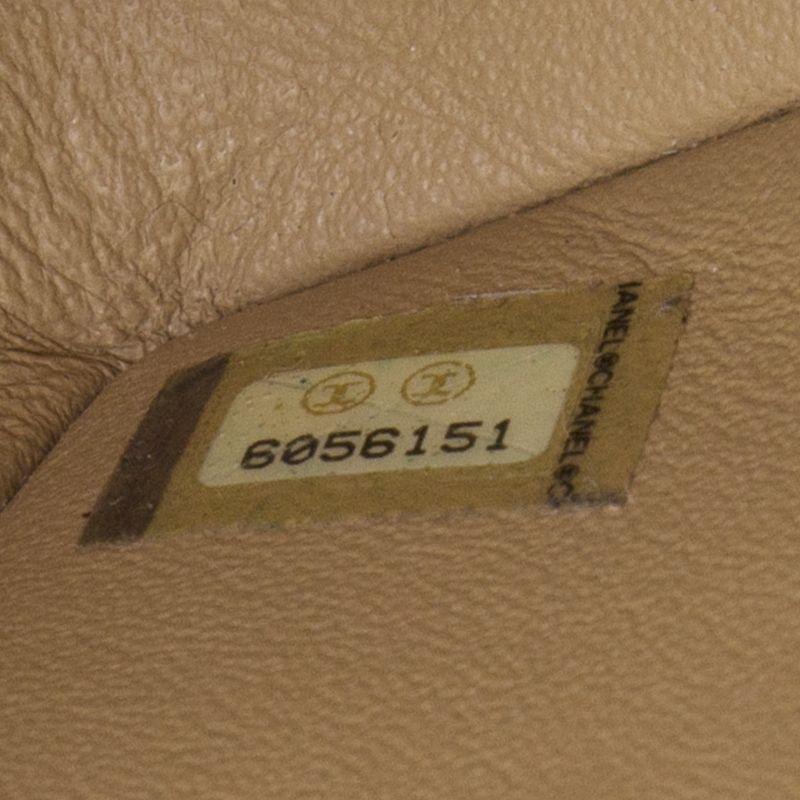 Chanel beige quilted leather VINTAGE MAXI CLASSIC FLAP Shoulder Bag 2