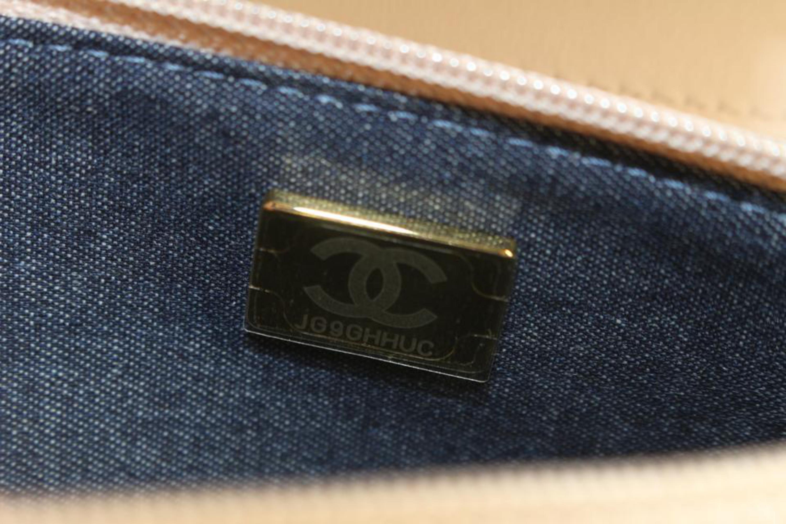 Chanel Portemonnaie aus gestepptem Leder in Beige mit doppelter Kette 2cc1025a  im Angebot 6