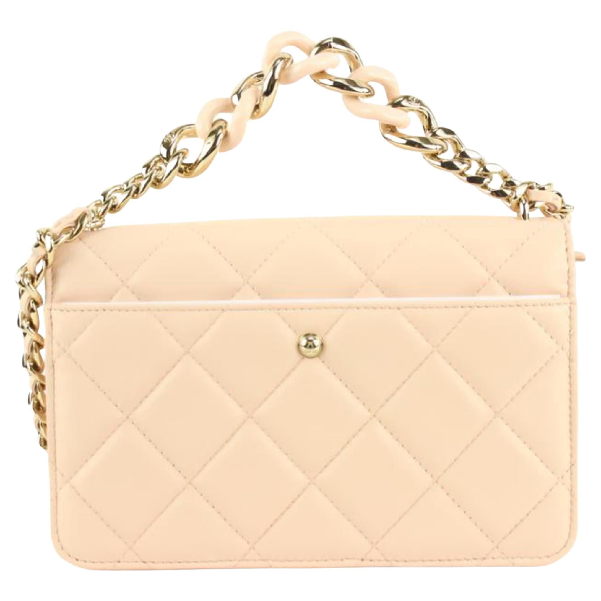 Chanel Portemonnaie aus gestepptem Leder in Beige mit doppelter Kette 2cc1025a  im Angebot