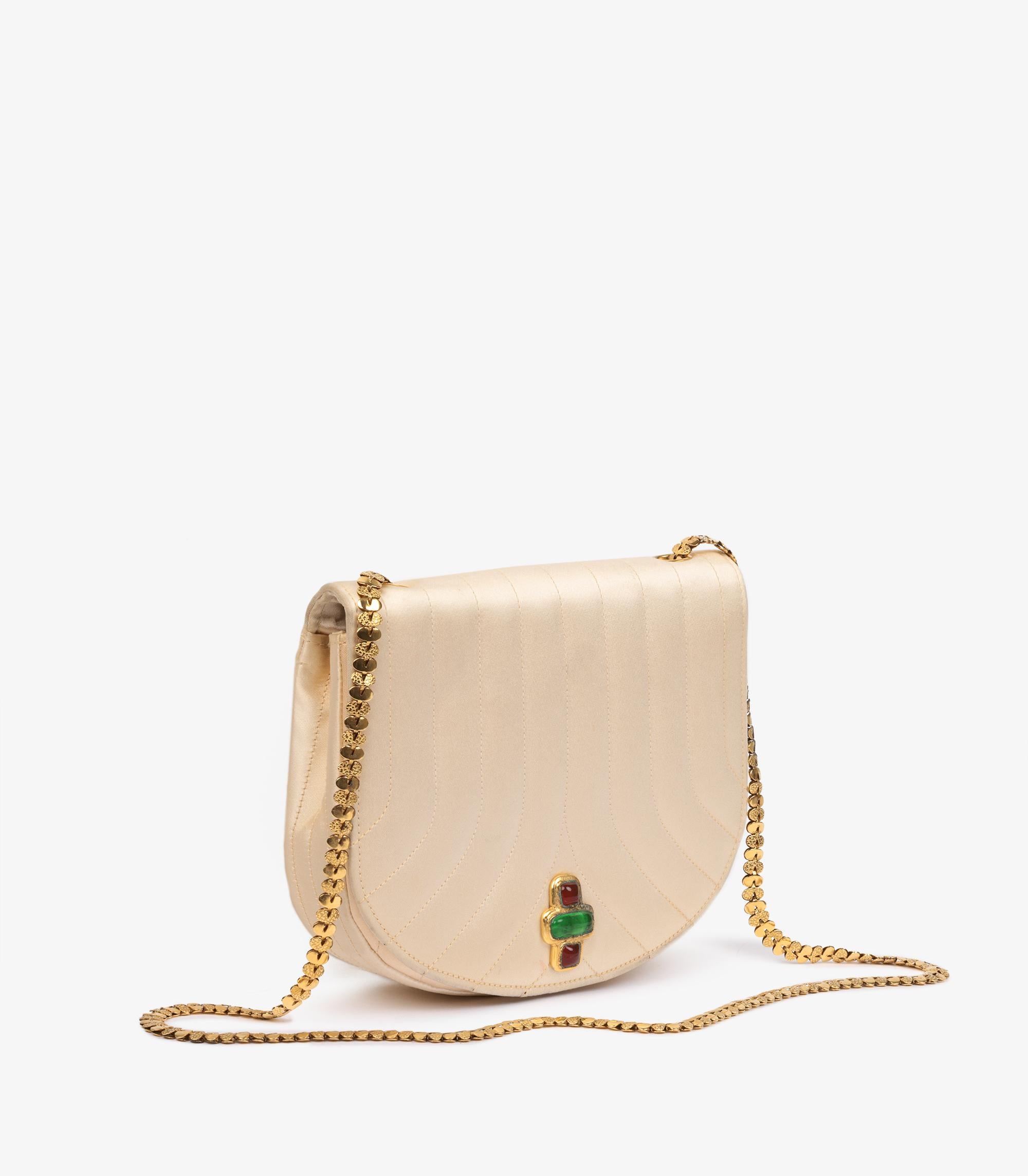 Beige Chanel - Mini sac à rabat en satin matelassé beige Vintage Bijoux Half Moon en vente