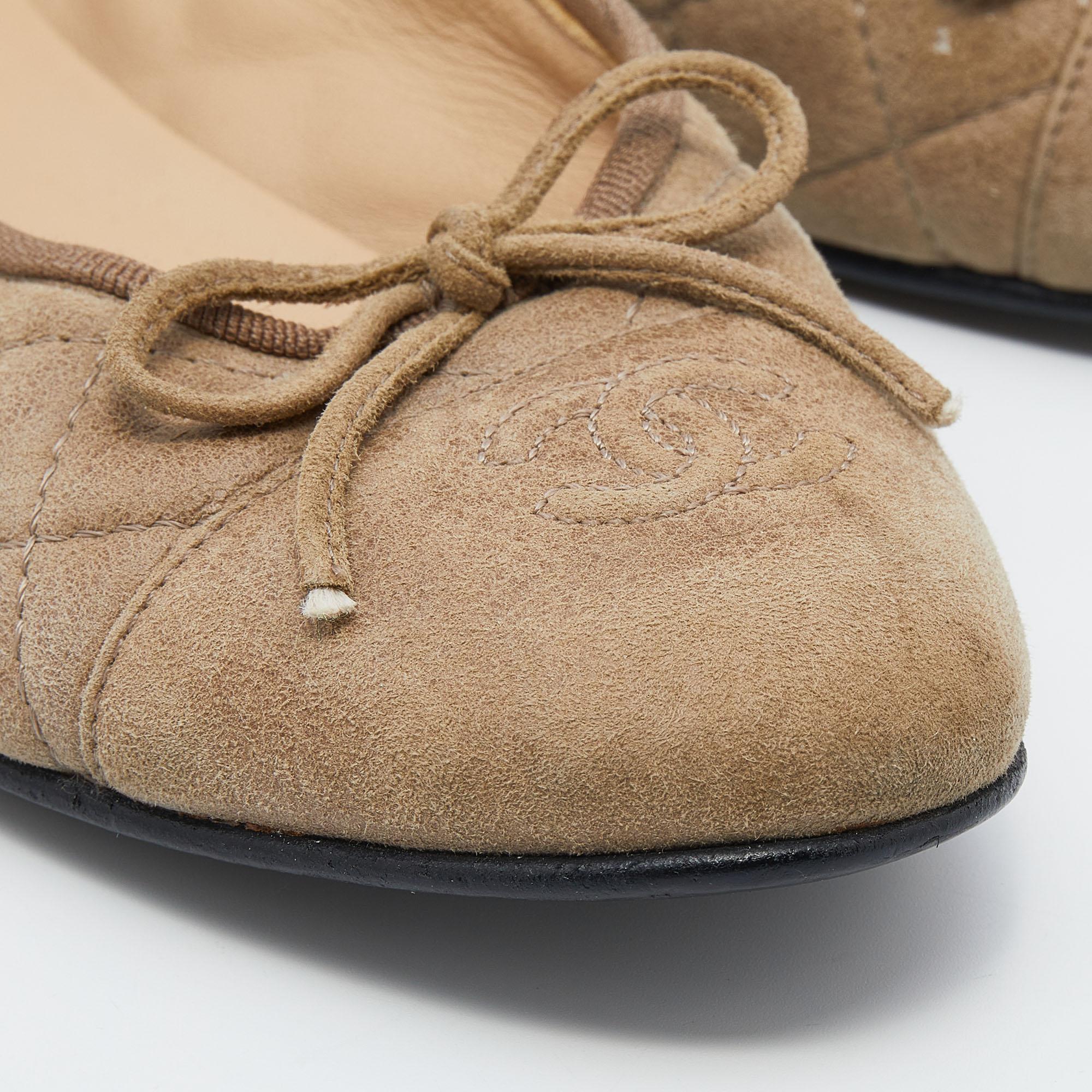 Chanel Beige Quilted Suede CC Cap Toe Bow Ballet Flats Size 37 1