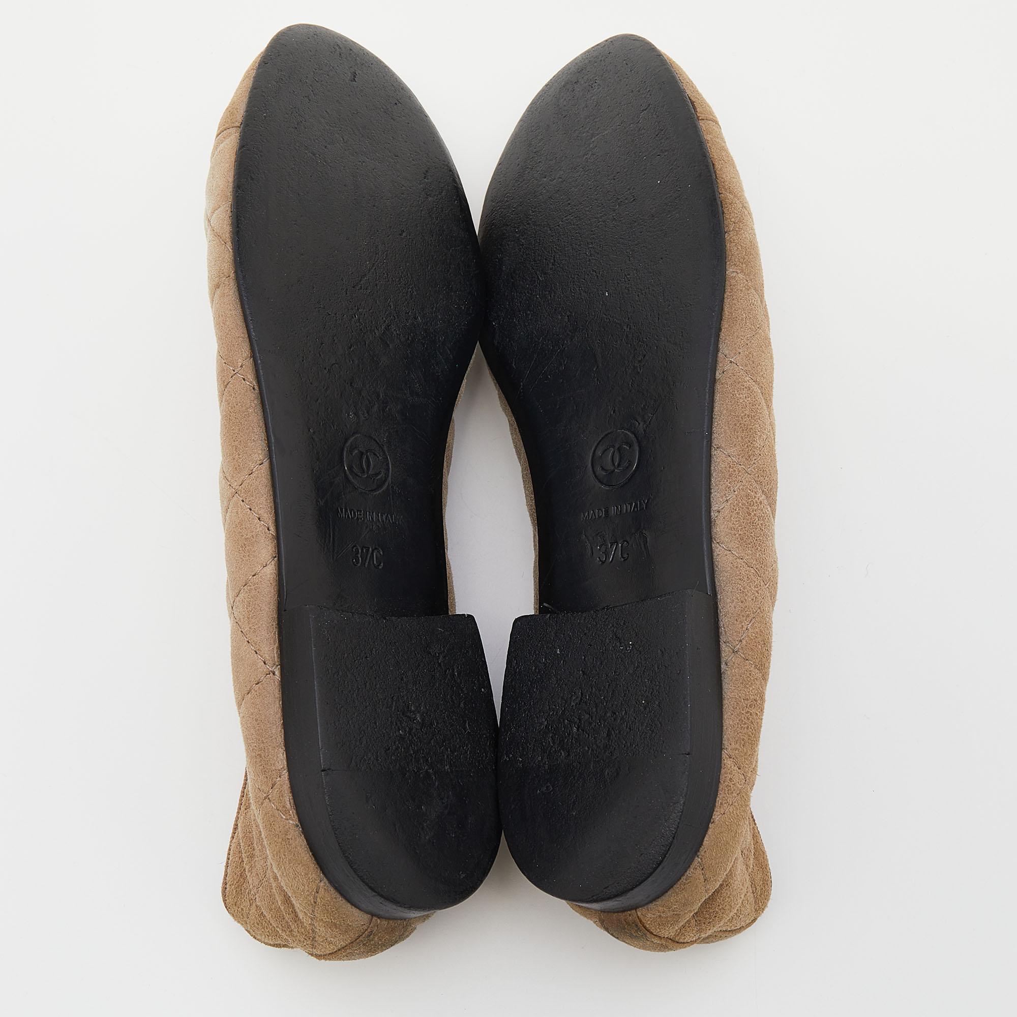 Chanel Beige Quilted Suede CC Cap Toe Bow Ballet Flats Size 37 2