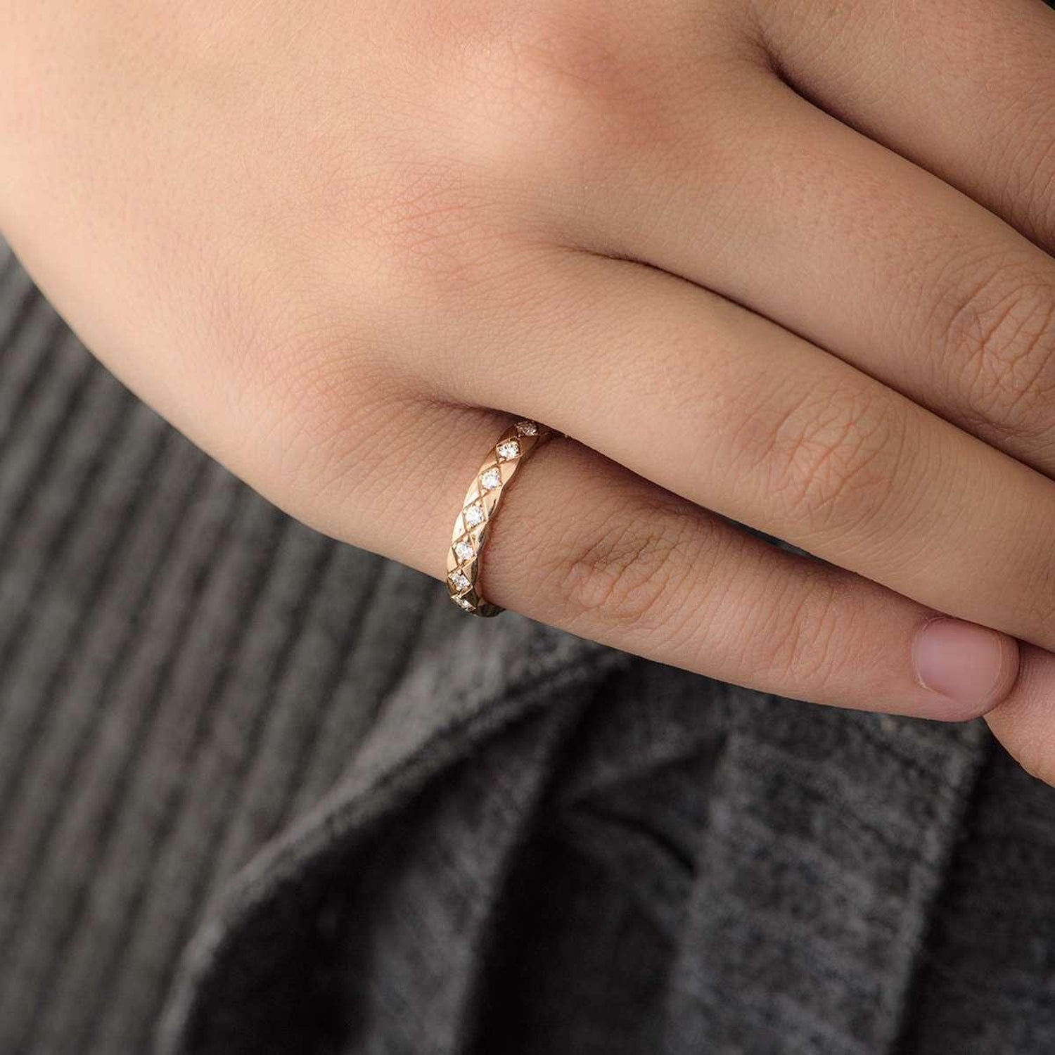Chanel Beige Rose Gold Coco Crush Ring J At 1stdibs
