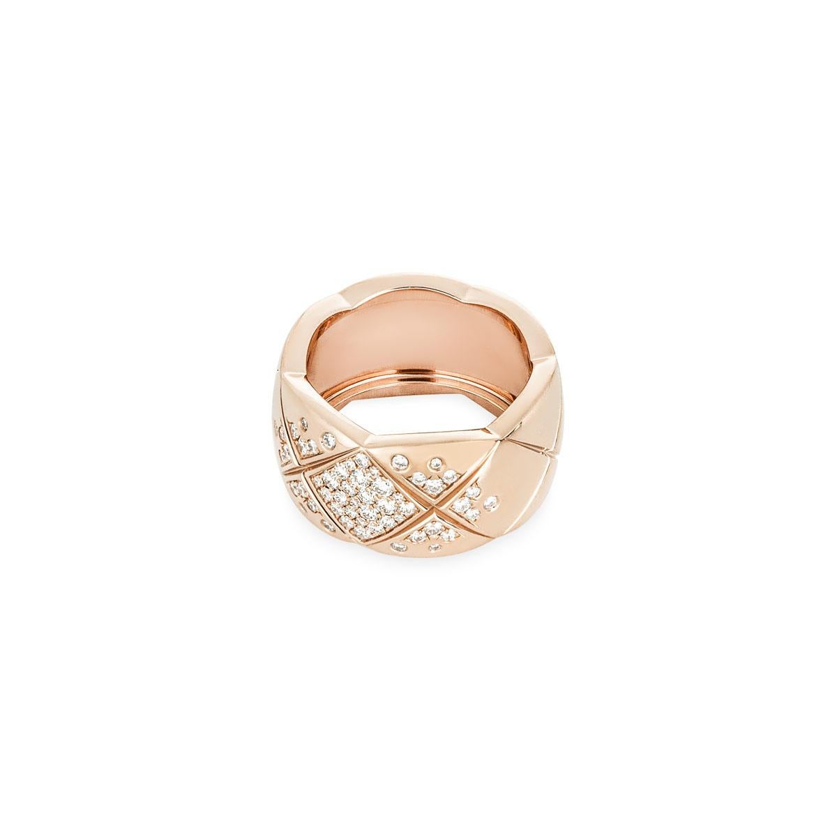 Chanel Beige / Rose Gold Diamond Coco Crush Ring Size 50 J11100 In Excellent Condition For Sale In London, GB