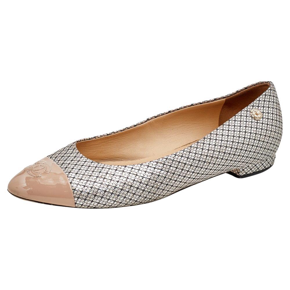 Chanel Beige/Silver Patent And Leather CC Ballet Flats Size 41 at 1stDibs