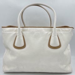 CHANEL Beige Tote Bag in Leather
